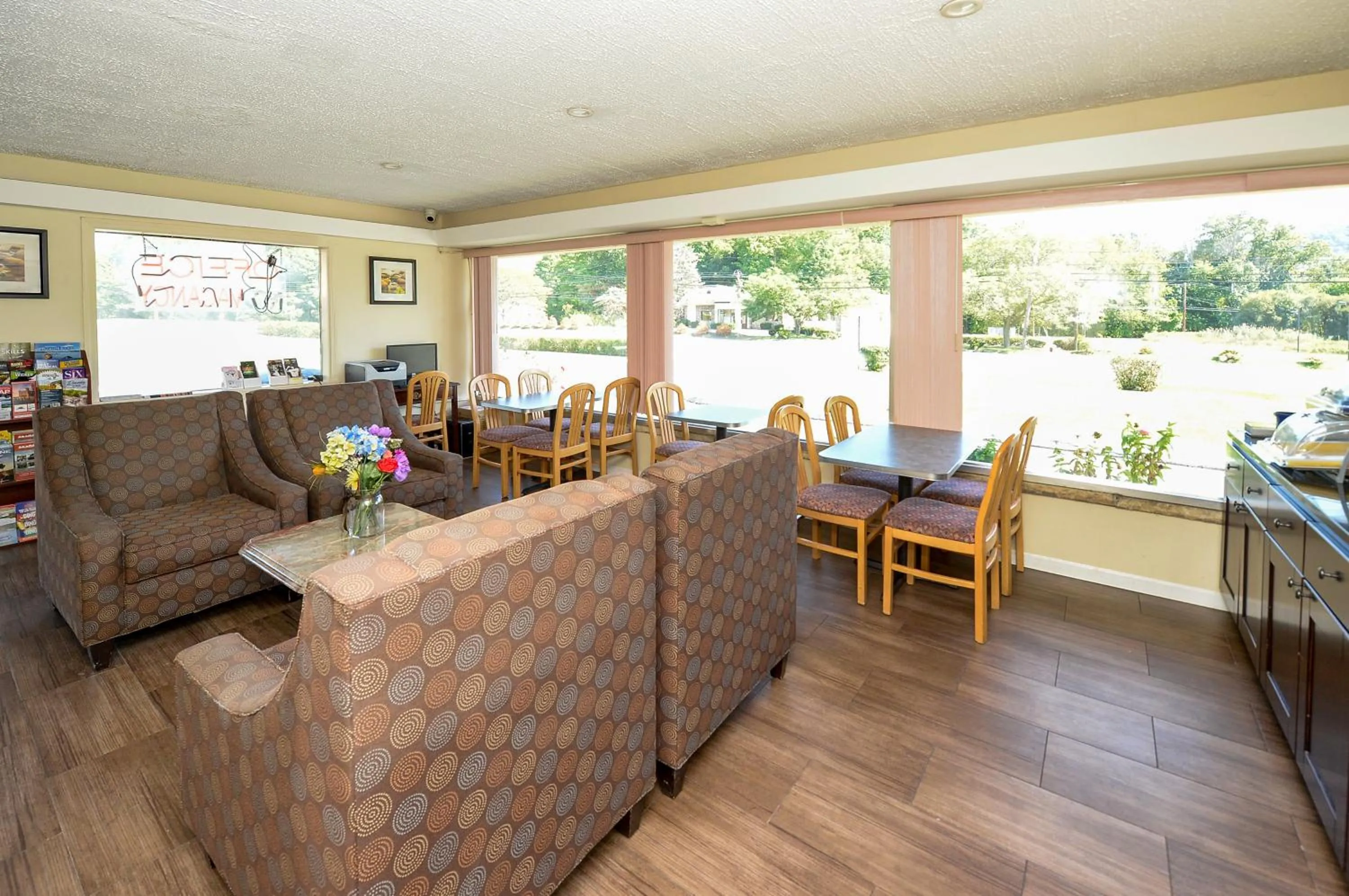 Lobby or reception in Americas Best Value Inn at Central Valley-Woodbury