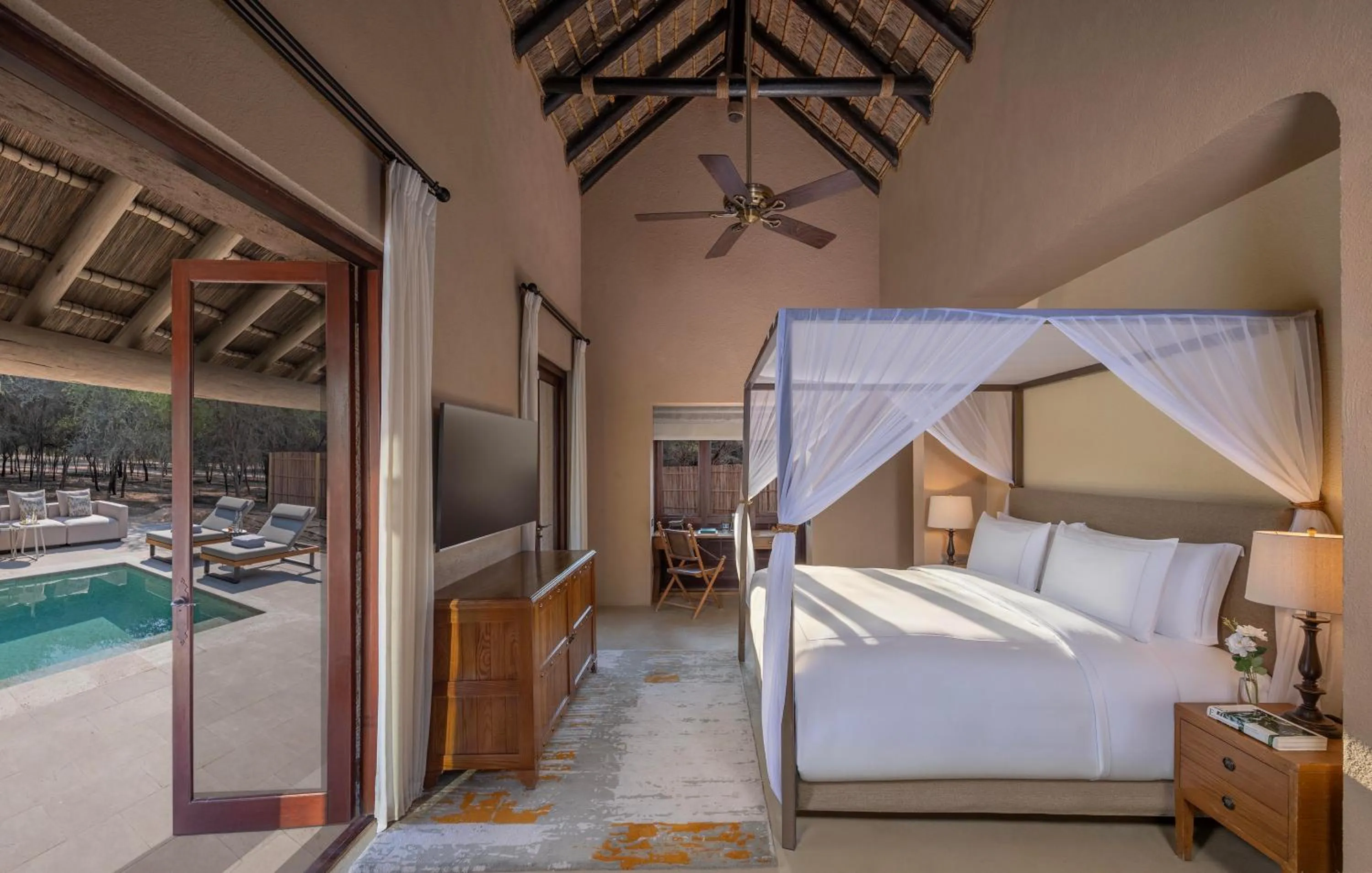 Property building, Bed in Anantara Sir Bani Yas Island Al Sahel Villas