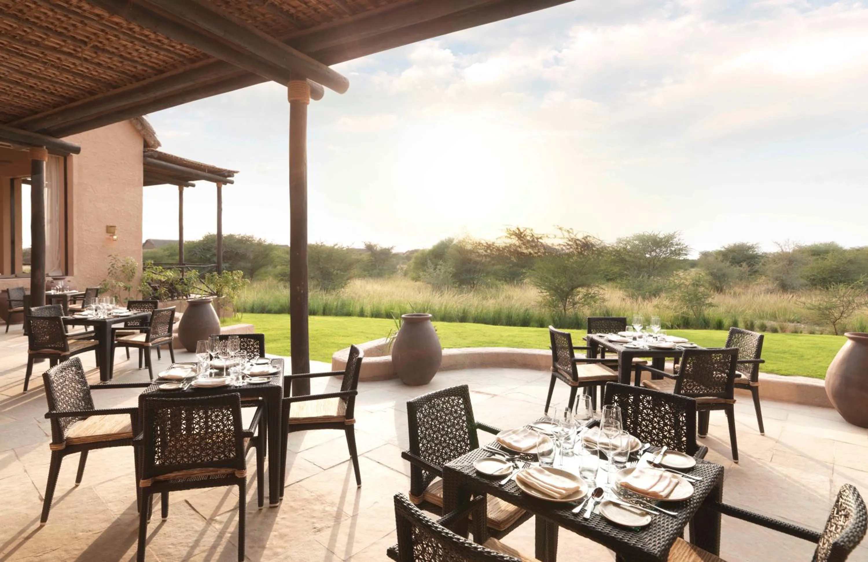 Restaurant/places to eat in Anantara Sir Bani Yas Island Al Sahel Villas