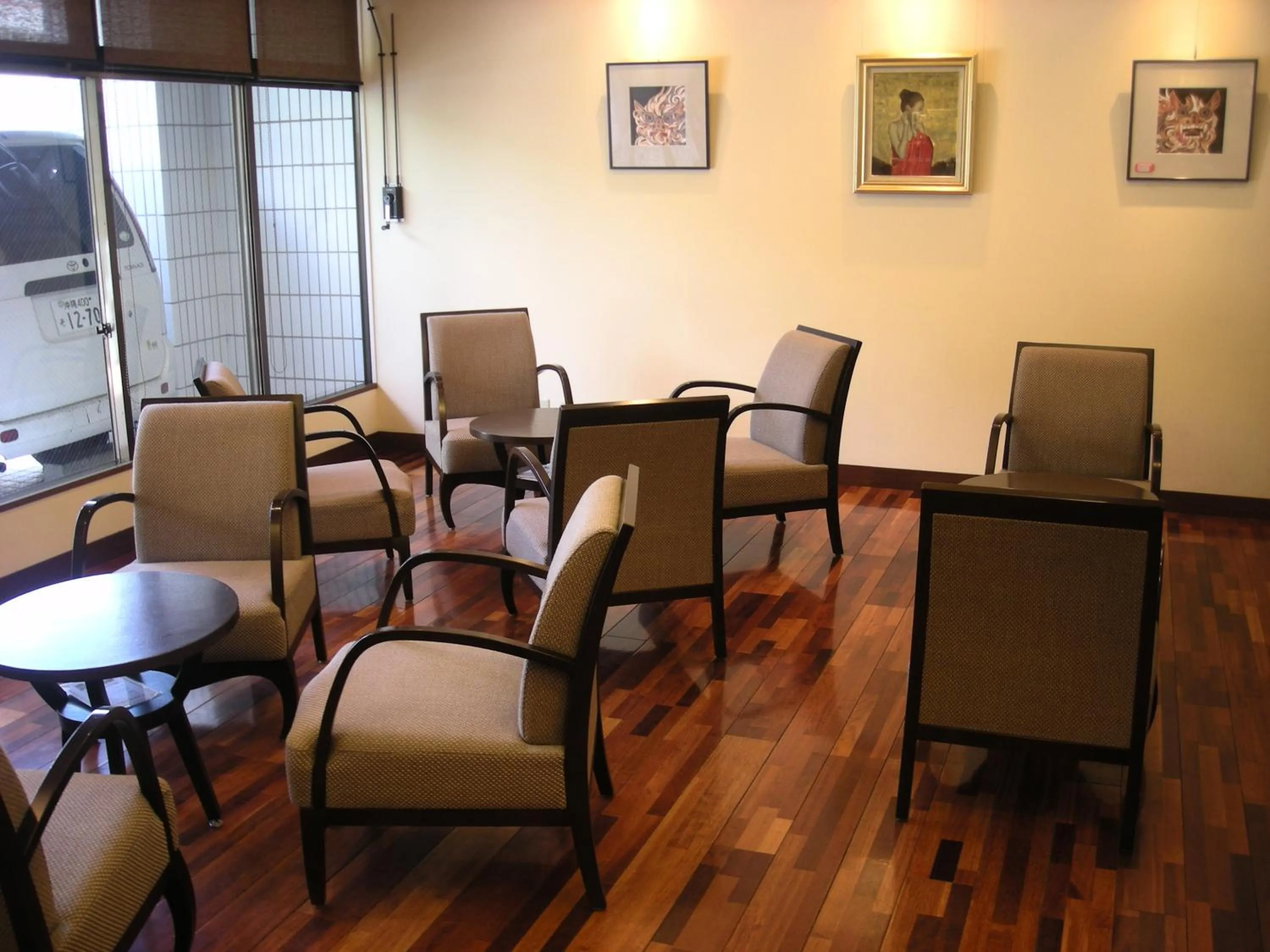 Lounge or bar in Ryukyu Sun Royal Hotel