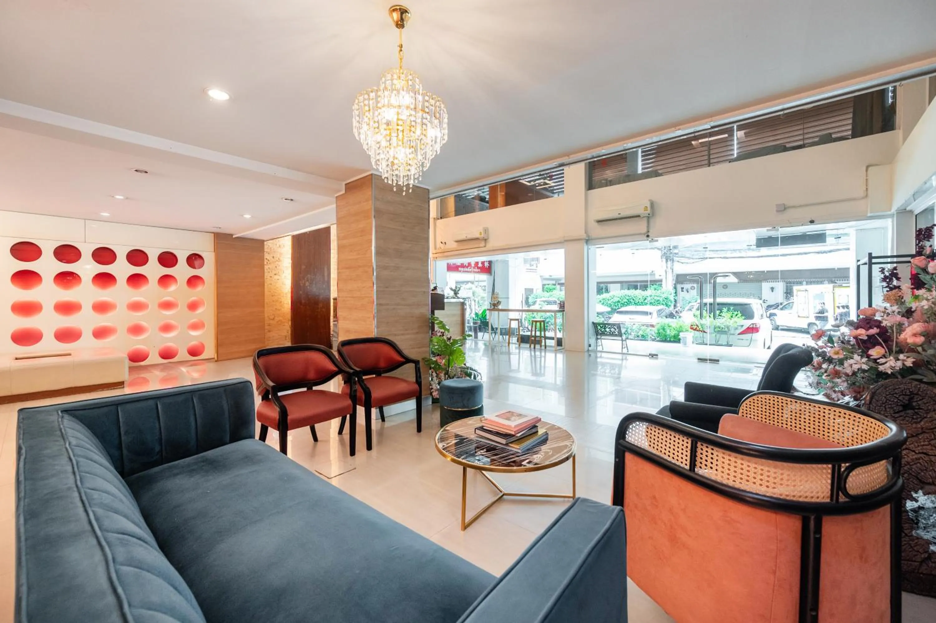 Lobby or reception in P2 Boutique