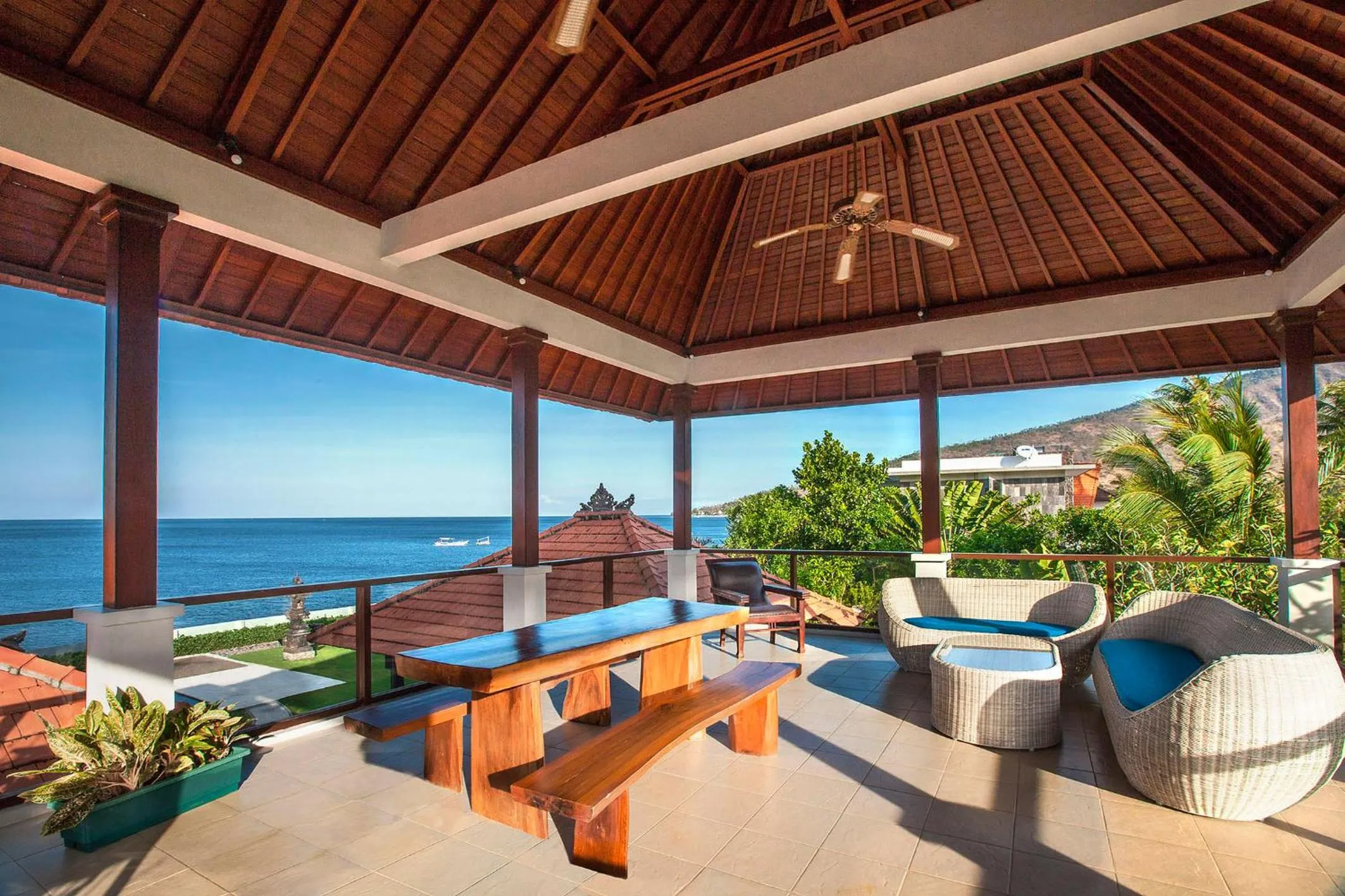 Patio in Aslin Villa