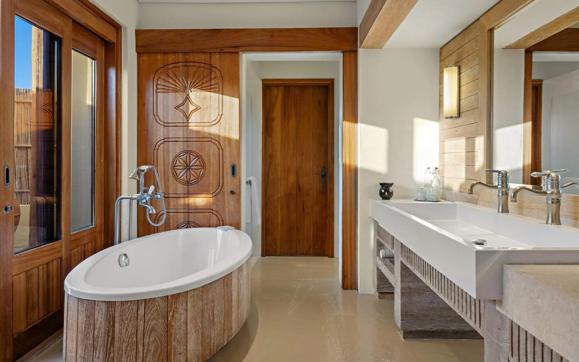 Bathroom in Anantara Sir Bani Yas Island Al Yamm Villa Resort