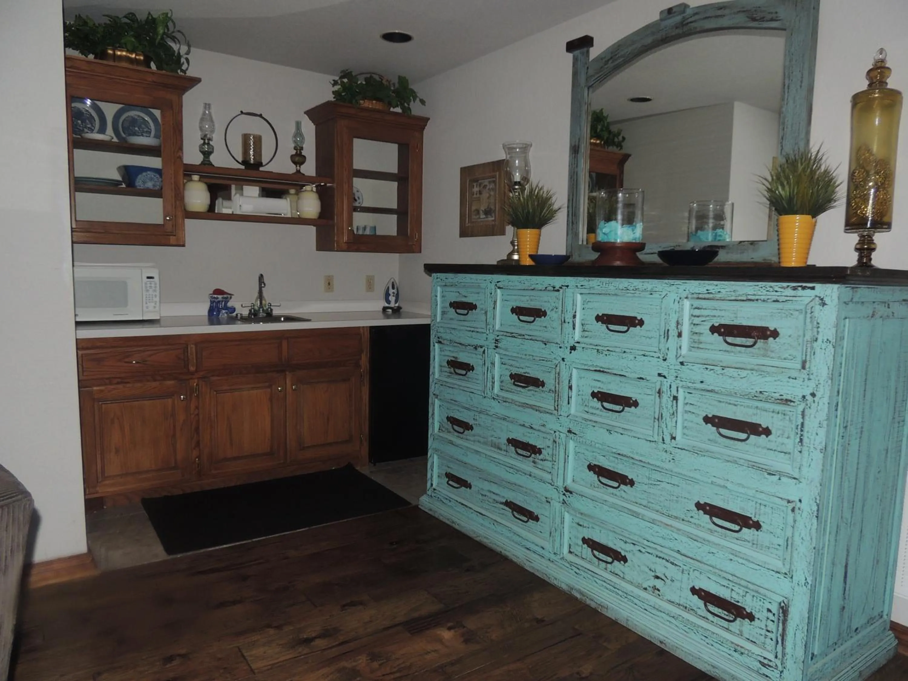 The Whispering Pines Inn