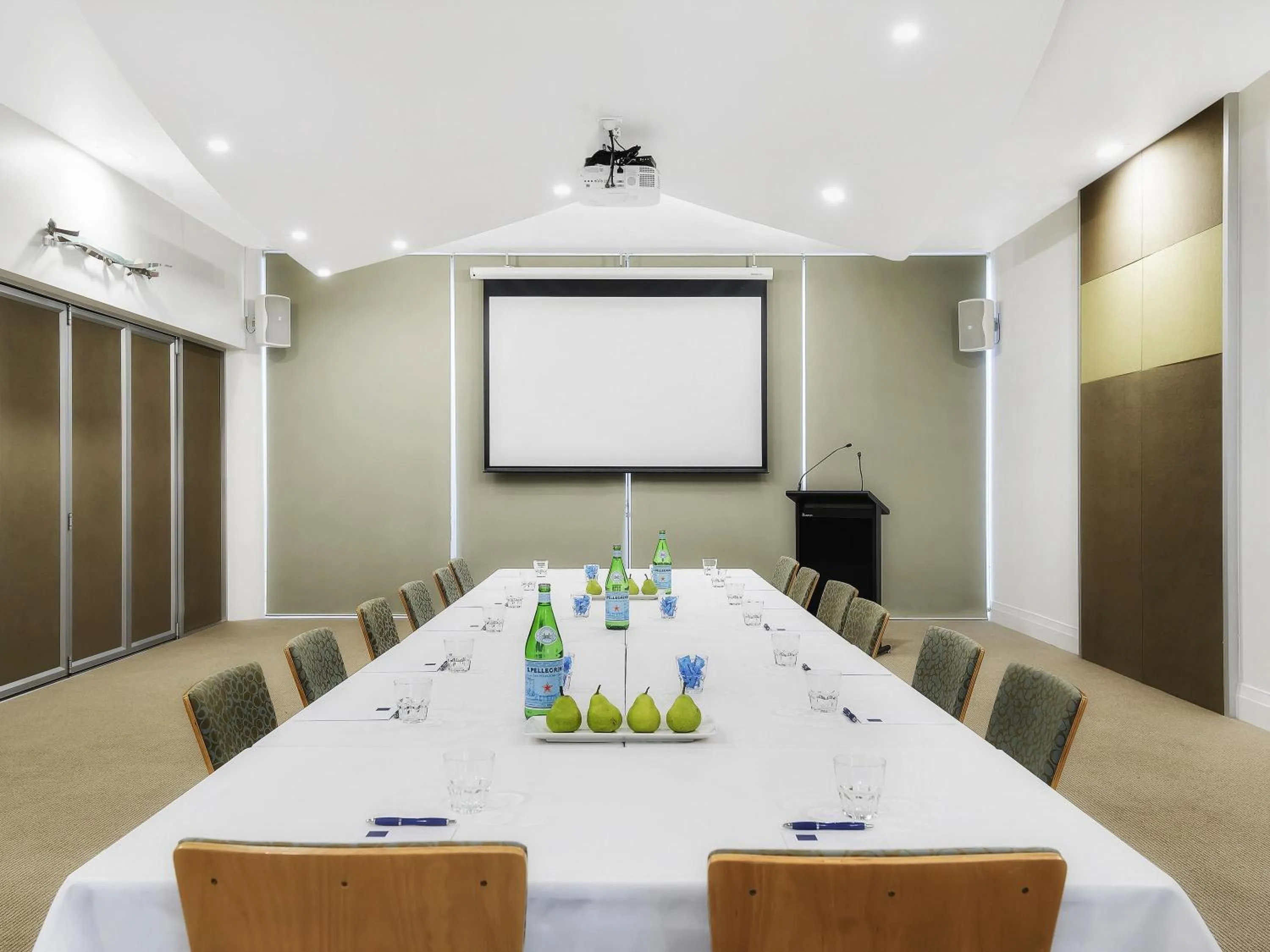 Meeting/conference room in The Sebel Maroochydore