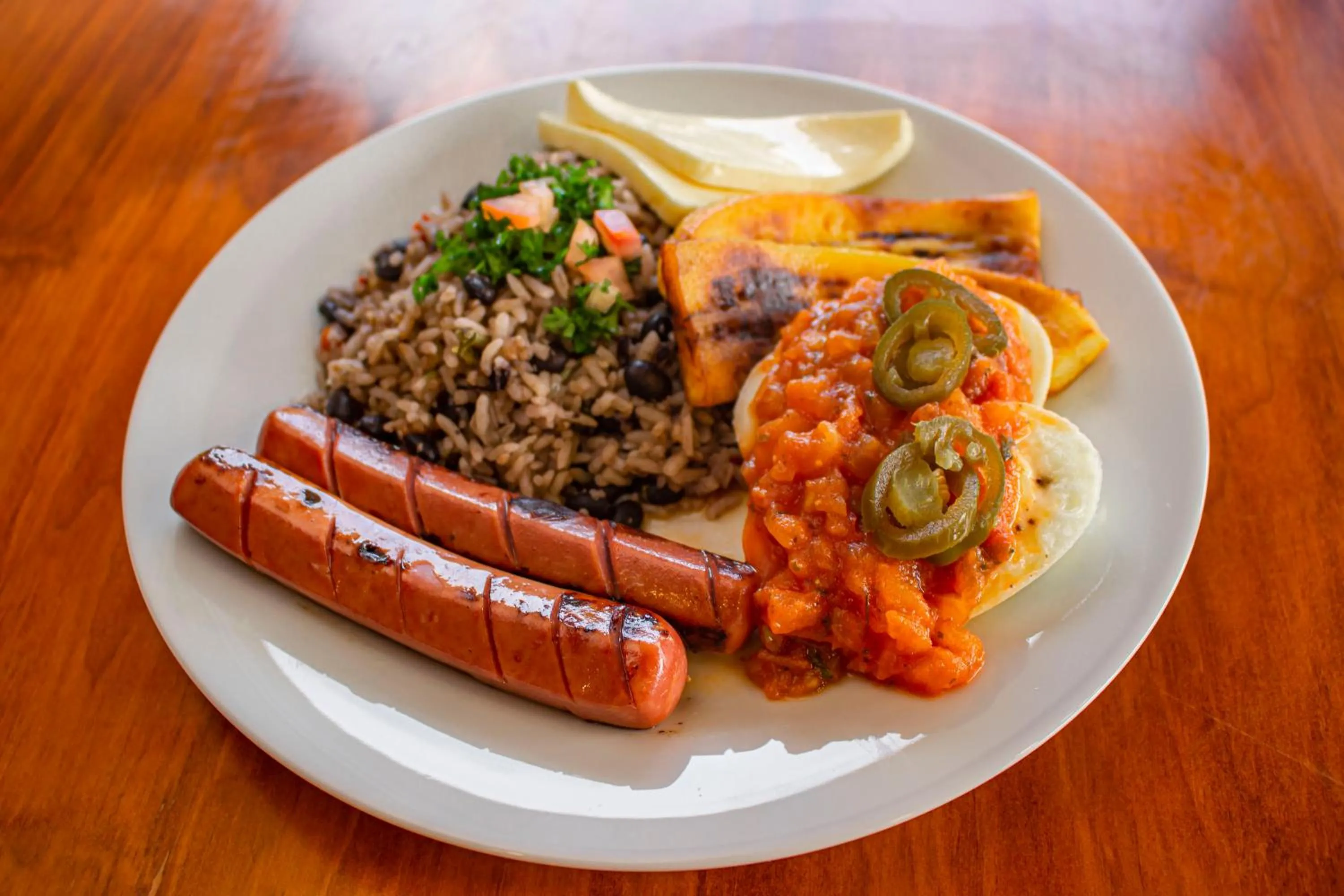 Food in Burbi Lake Lodge Monteverde