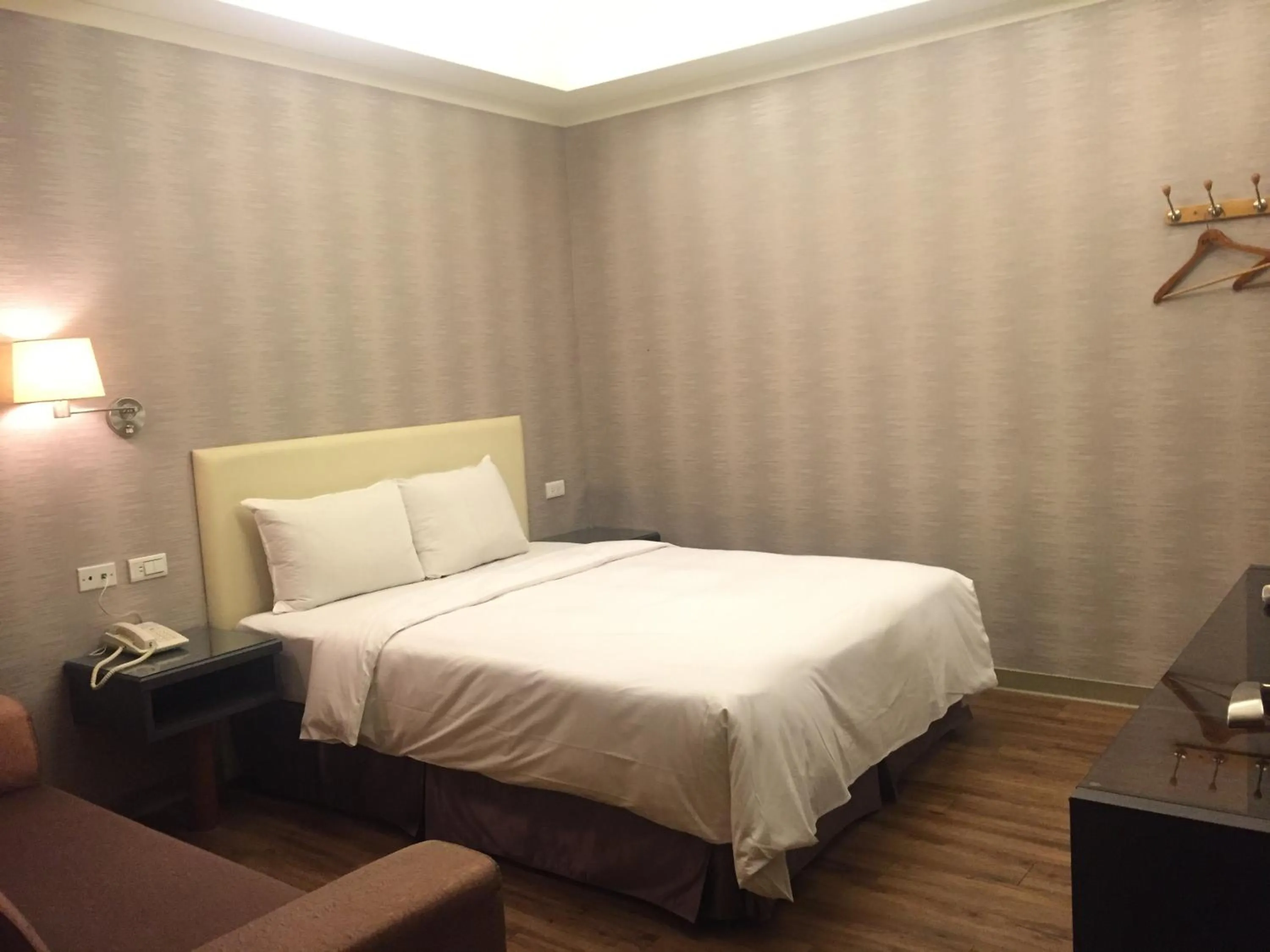 Photo of the whole room, Bed in Garden Hotel