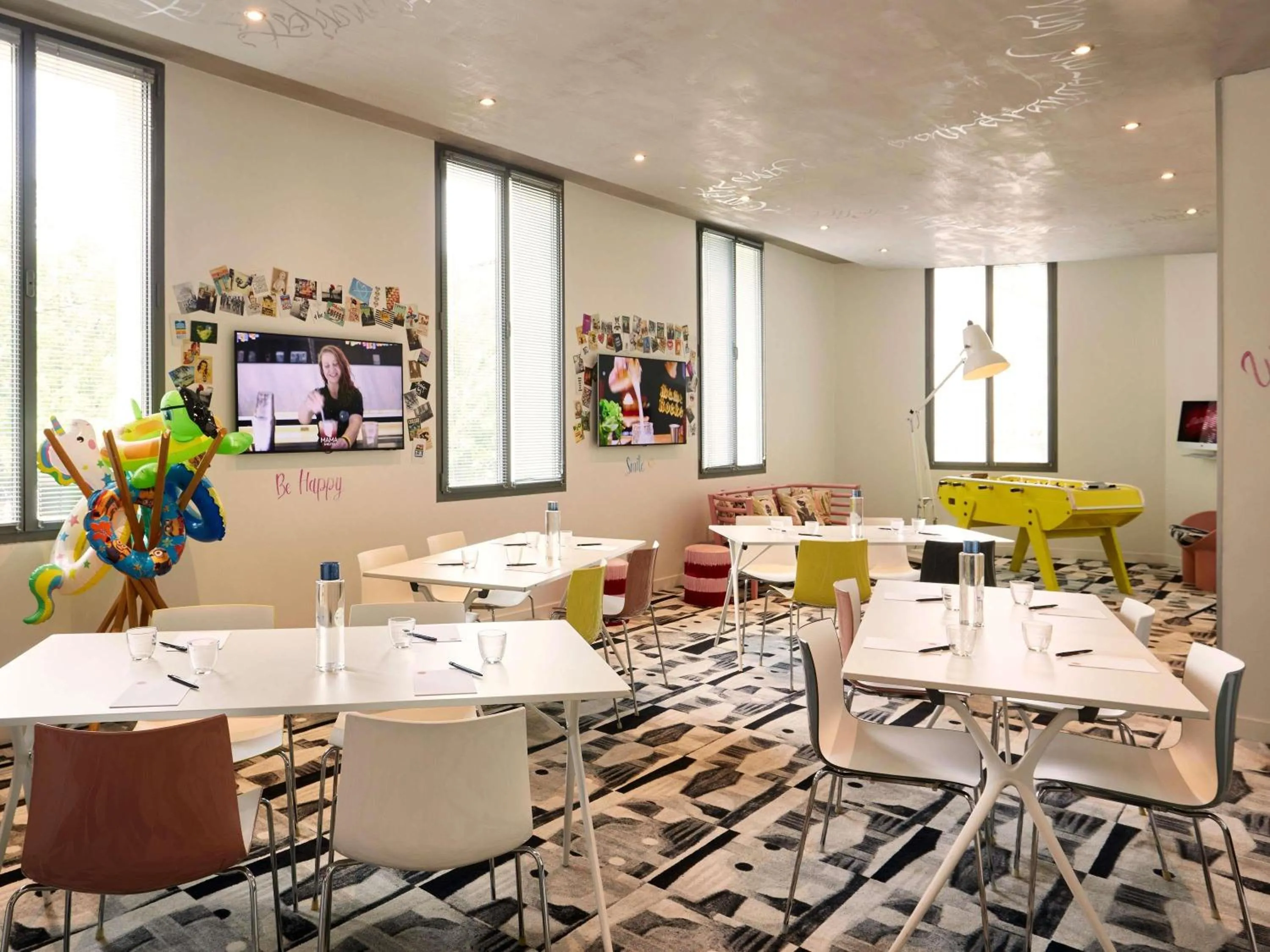 Meeting/conference room in Mama Shelter Lyon