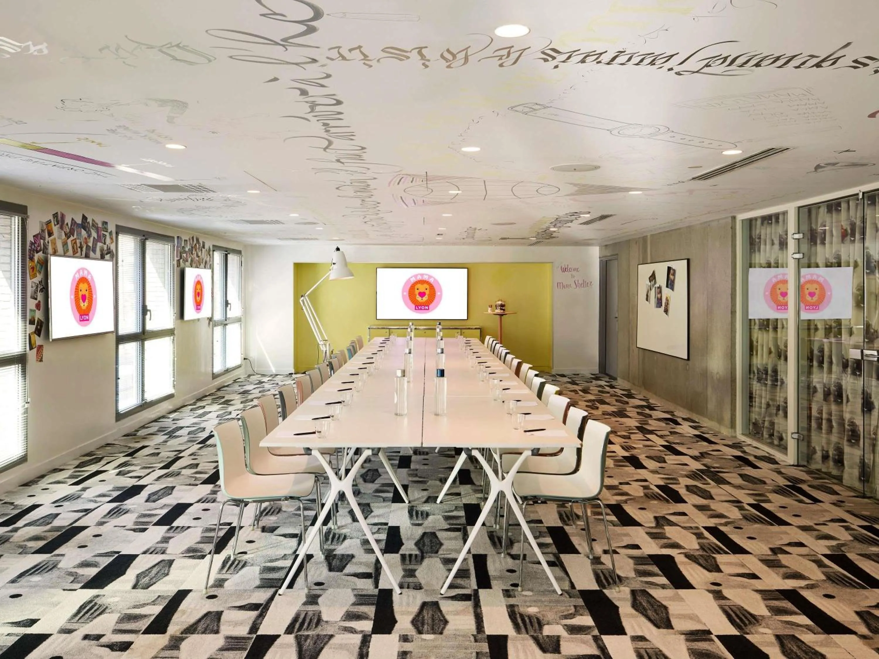 Meeting/conference room in Mama Shelter Lyon