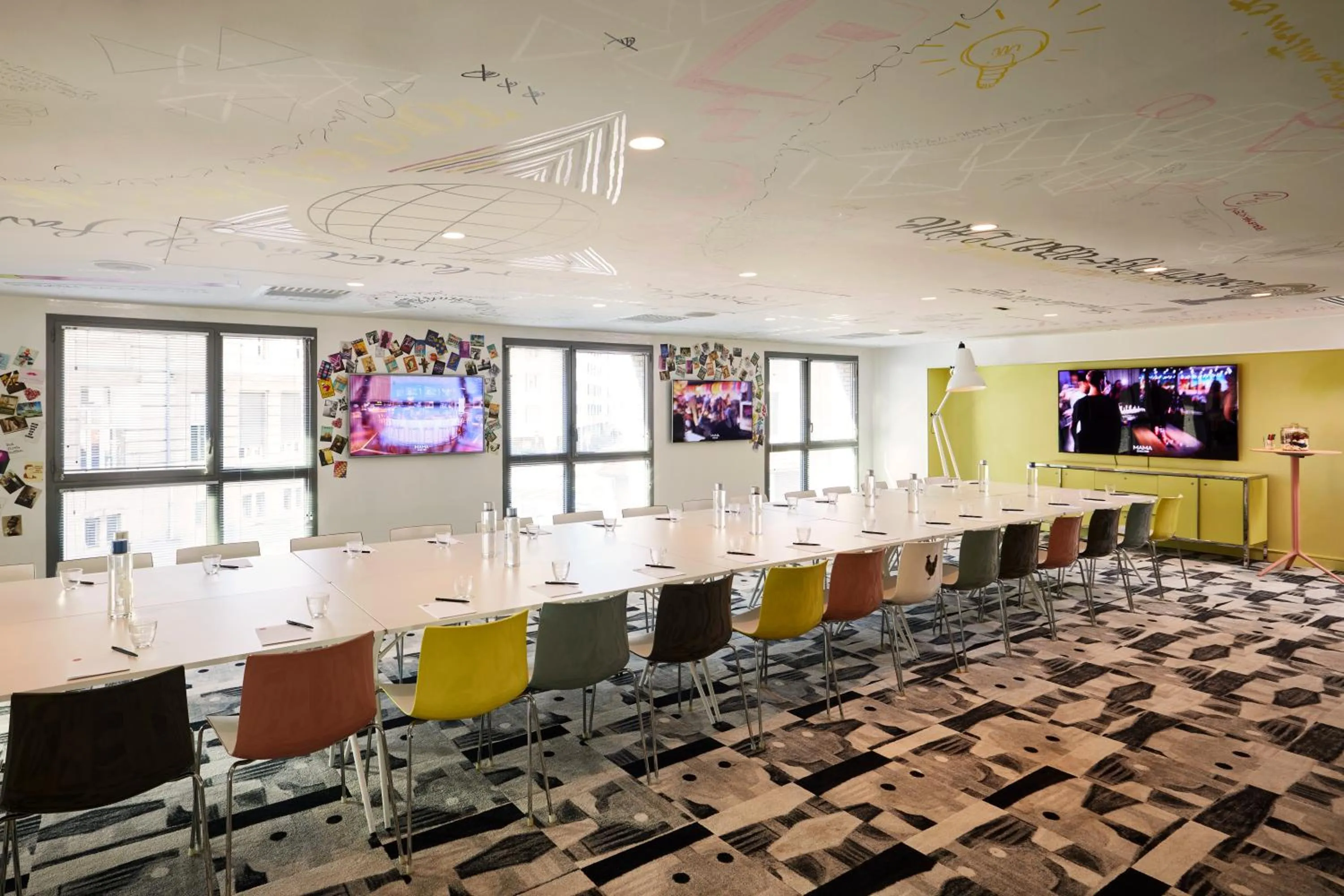 Meeting/conference room in Mama Shelter Lyon