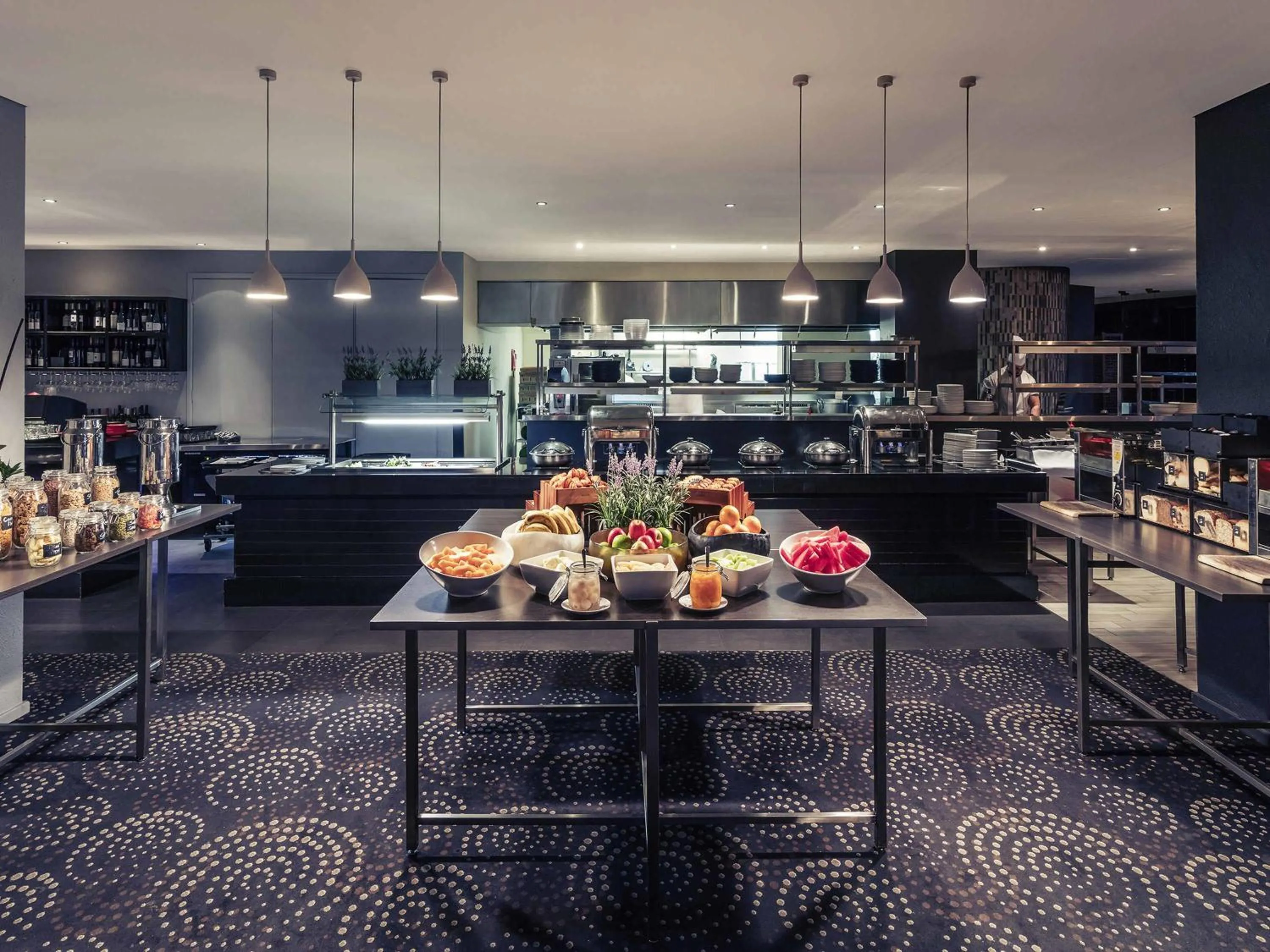 Restaurant/places to eat in Mercure Brisbane King George Square