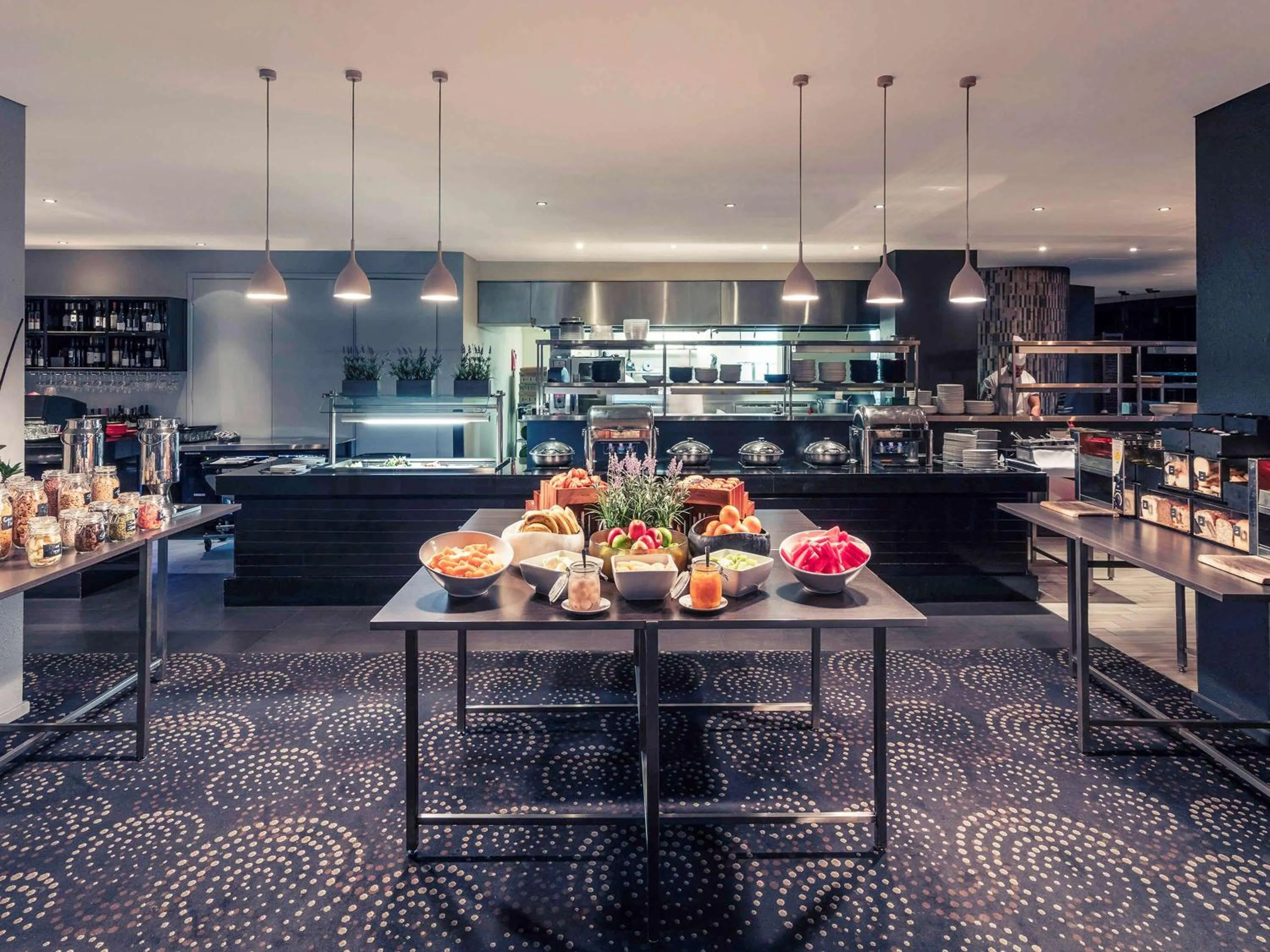 Restaurant/places to eat in Mercure Brisbane King George Square