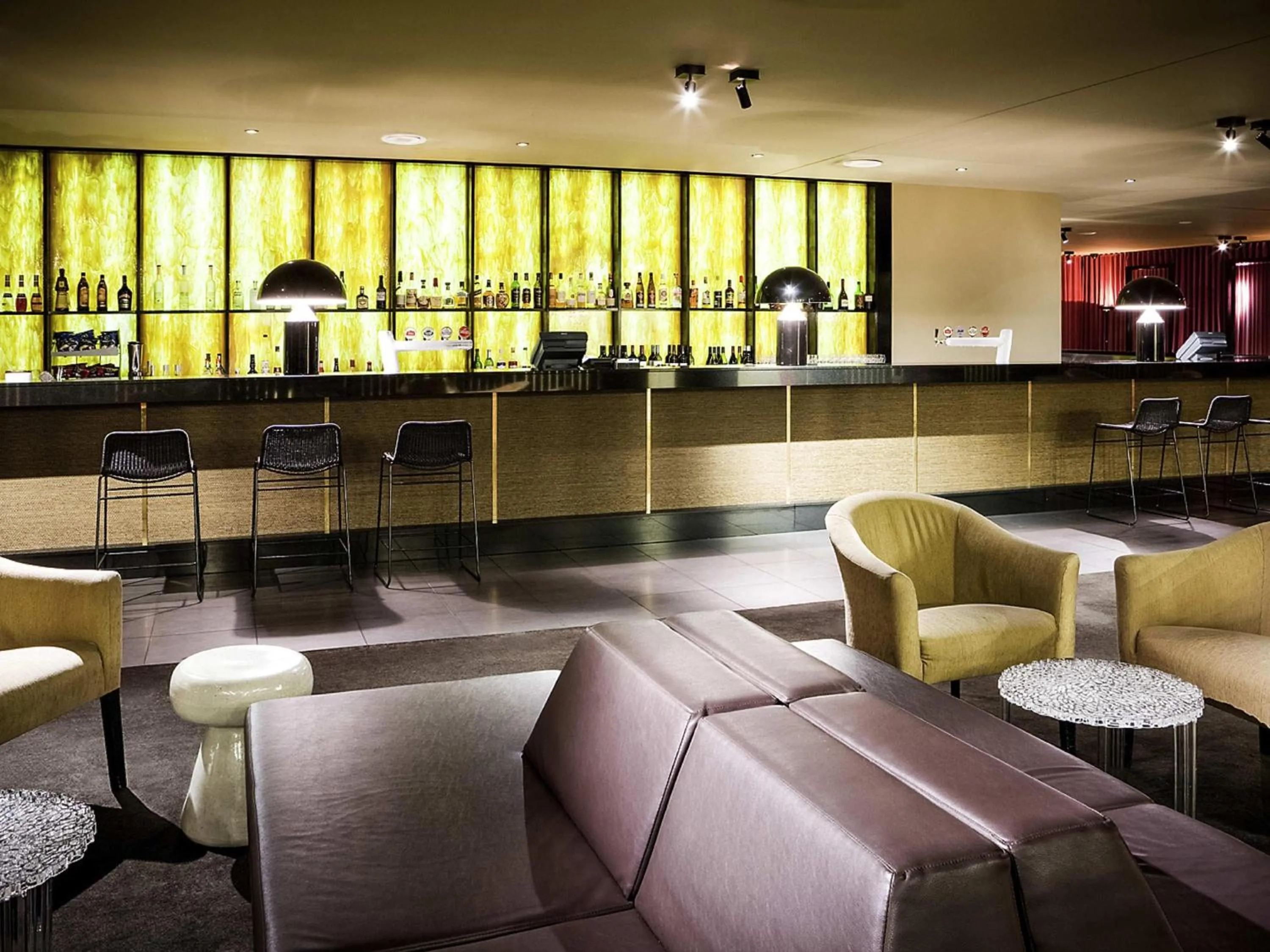 Lounge or bar in Mercure Brisbane King George Square