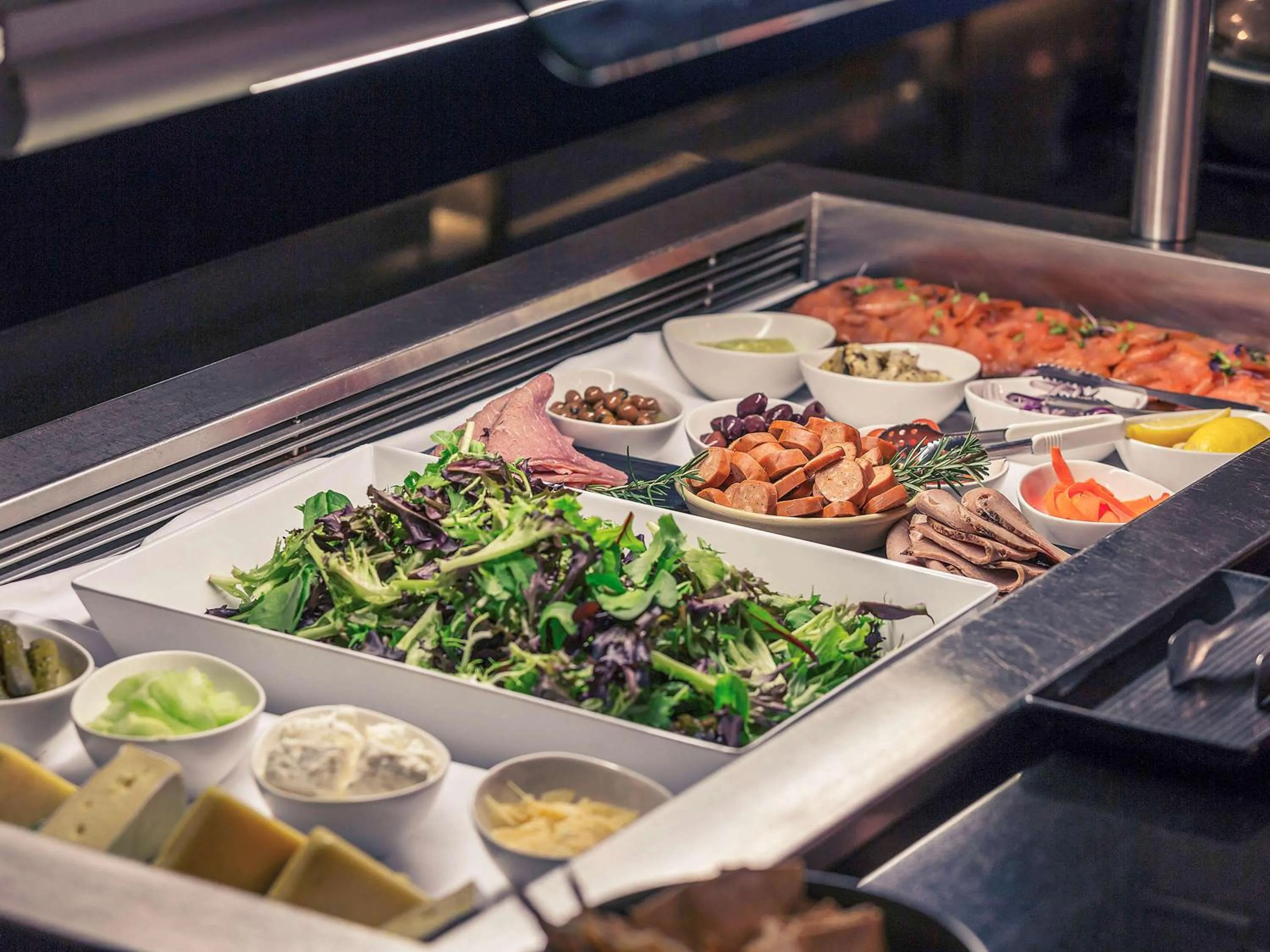 Restaurant/places to eat in Mercure Brisbane King George Square