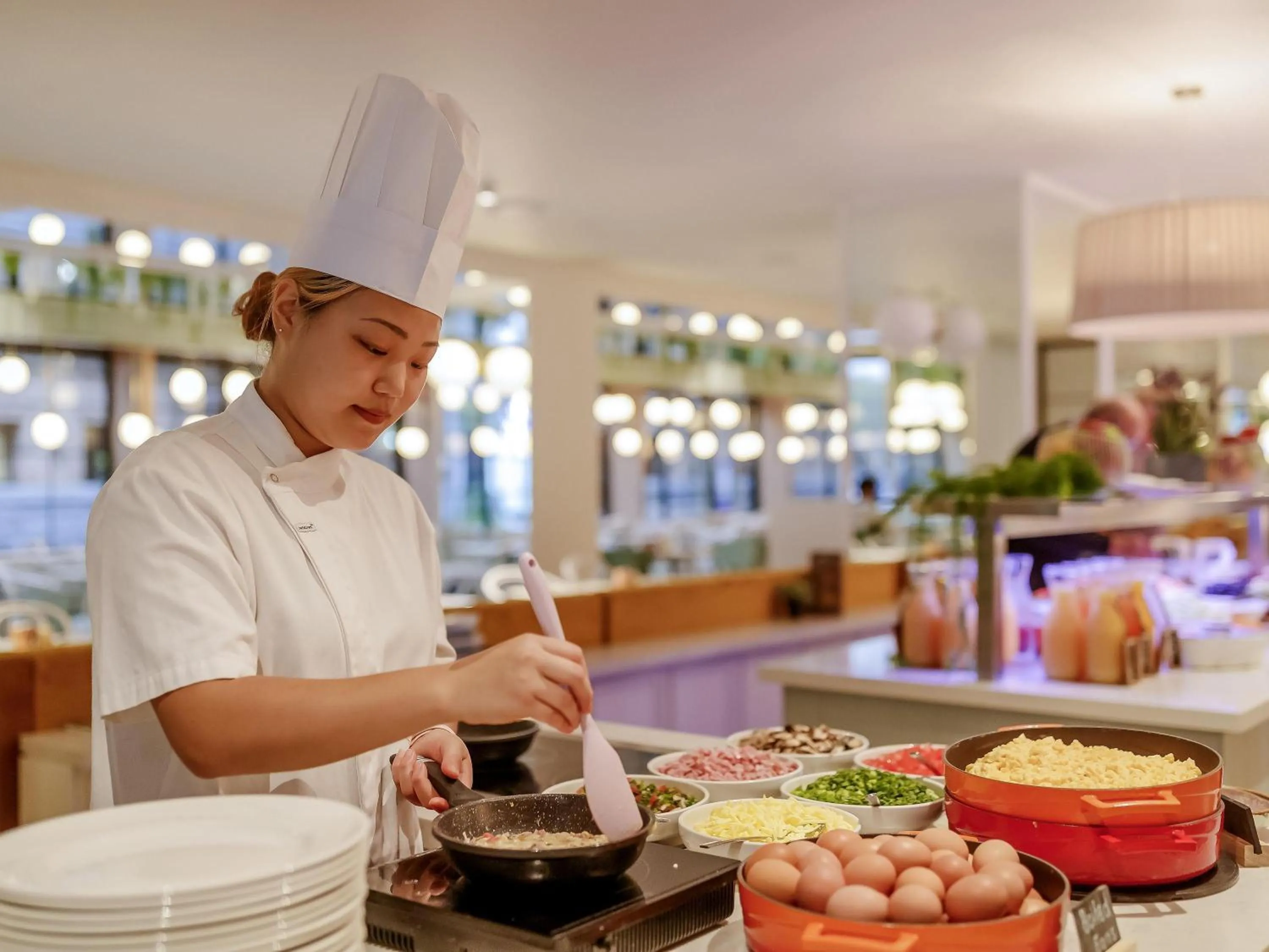 Restaurant/places to eat in Mercure Brisbane King George Square