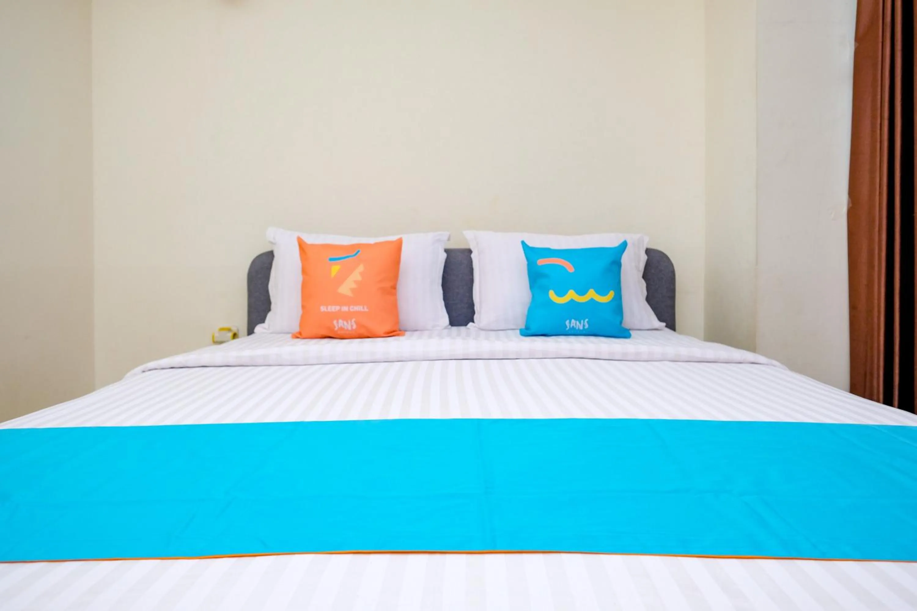 Bedroom, Bed in Sans Hotel Mataram Malioboro