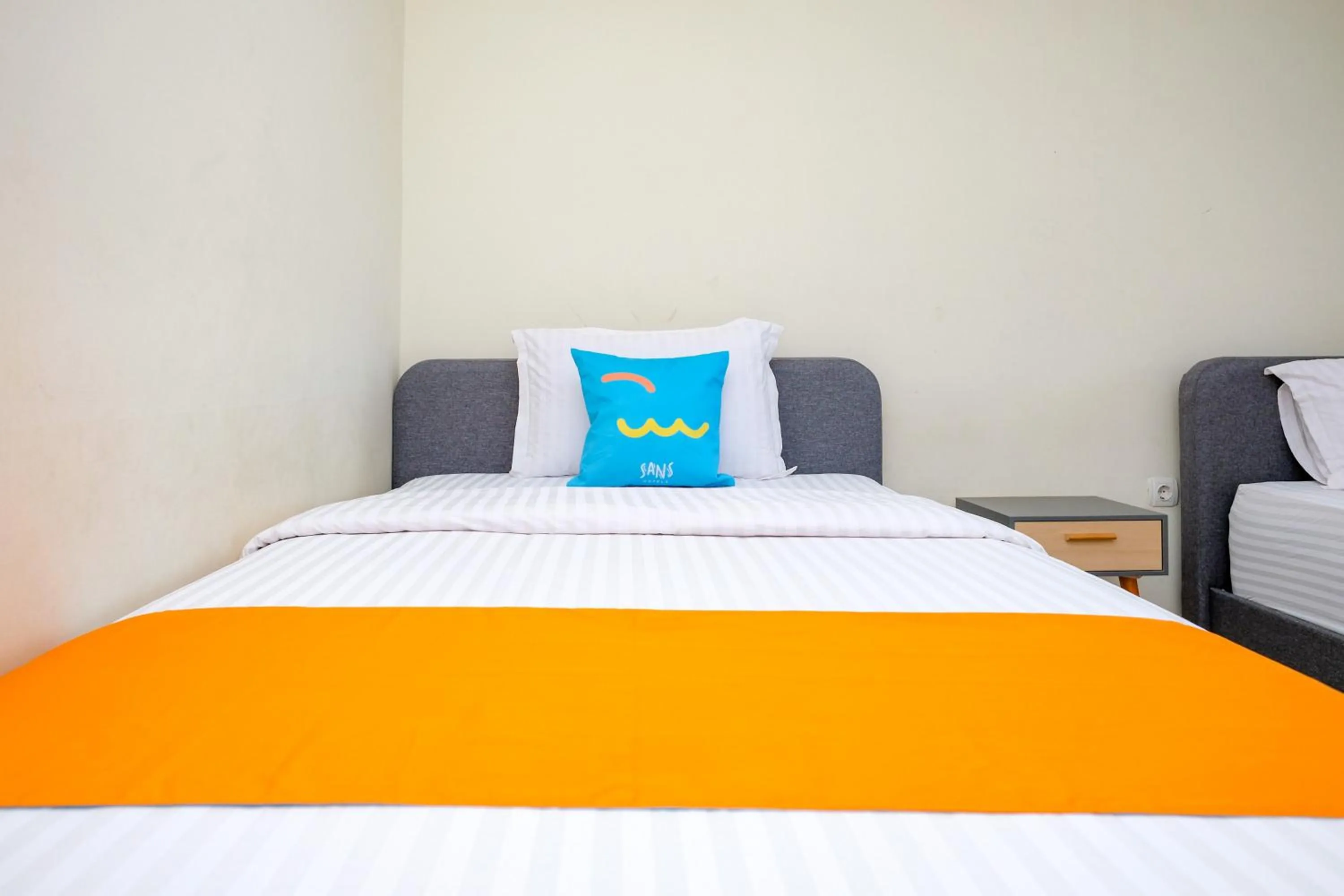 Bedroom, Bed in Sans Hotel Mataram Malioboro