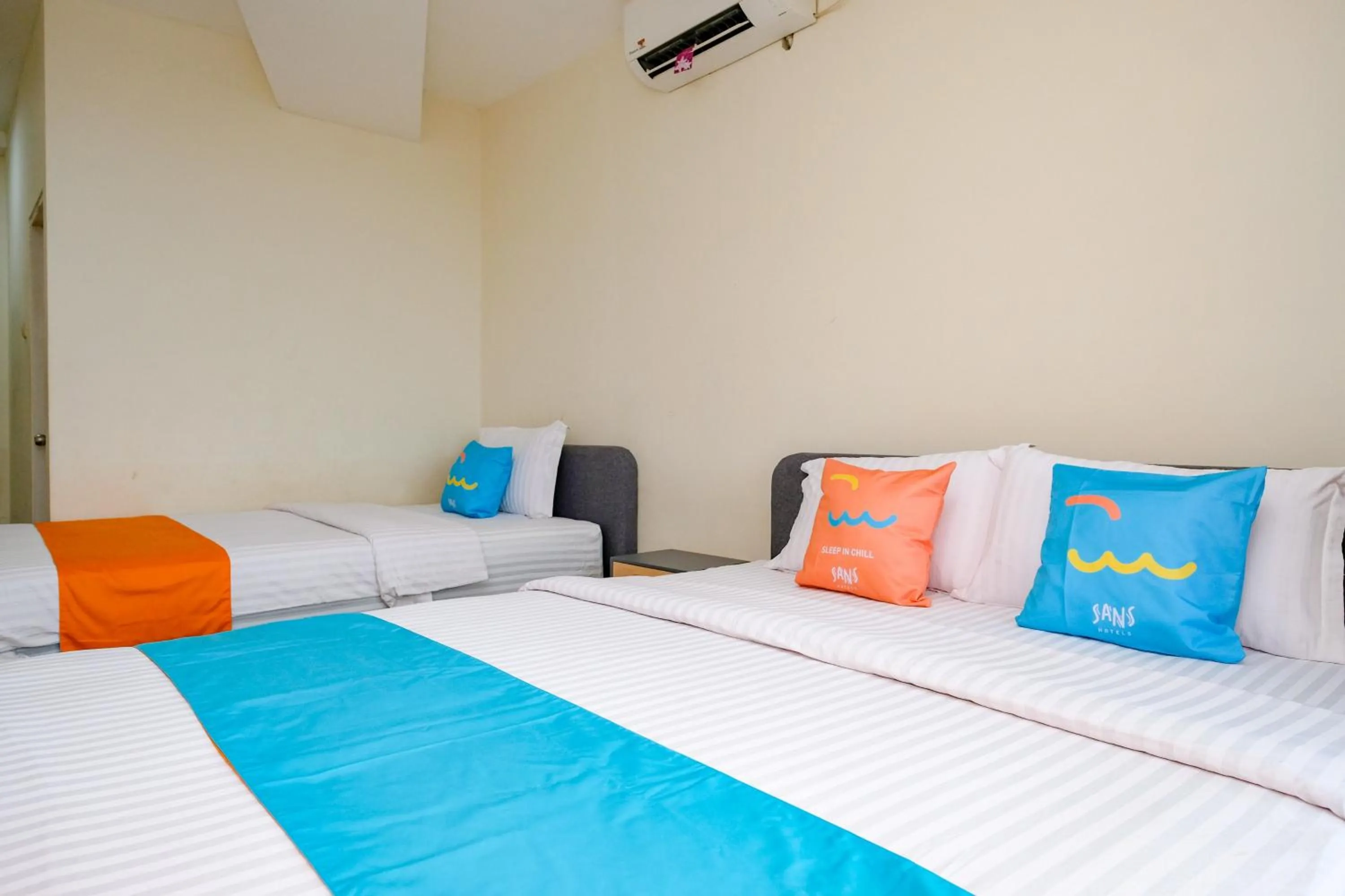 Bedroom, Bed in Sans Hotel Mataram Malioboro