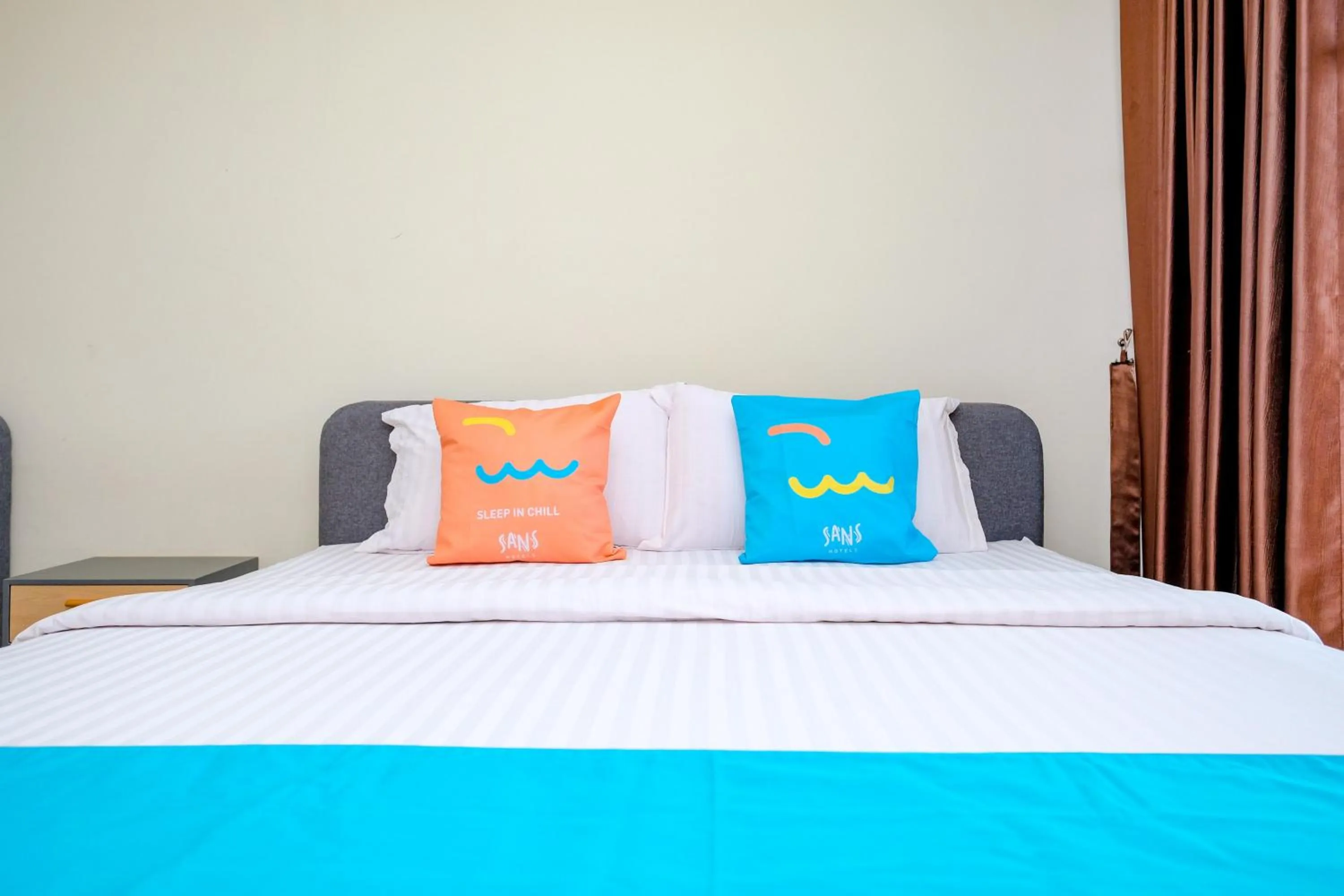 Bedroom, Bed in Sans Hotel Mataram Malioboro