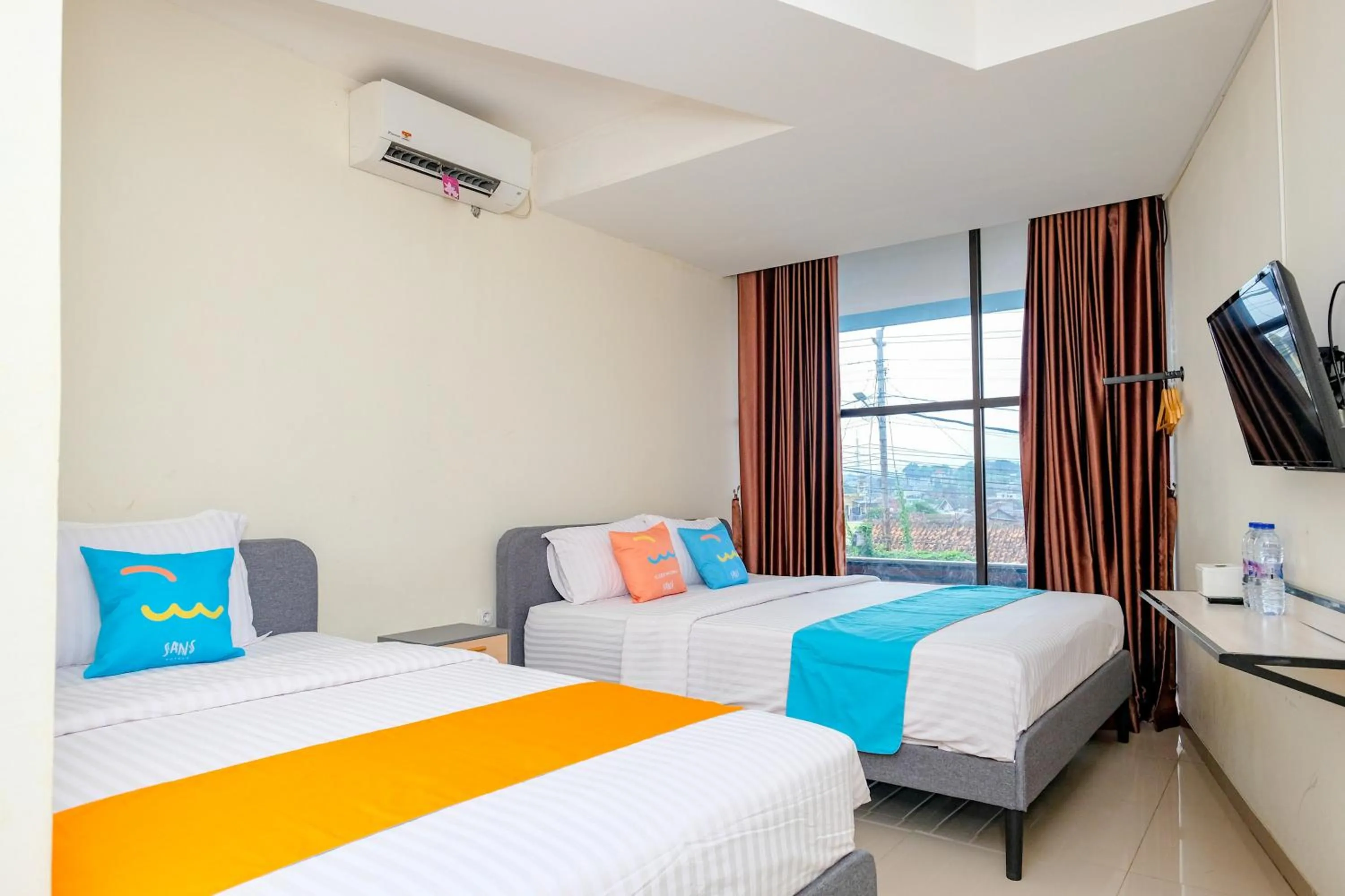 Bedroom, Bed in Sans Hotel Mataram Malioboro