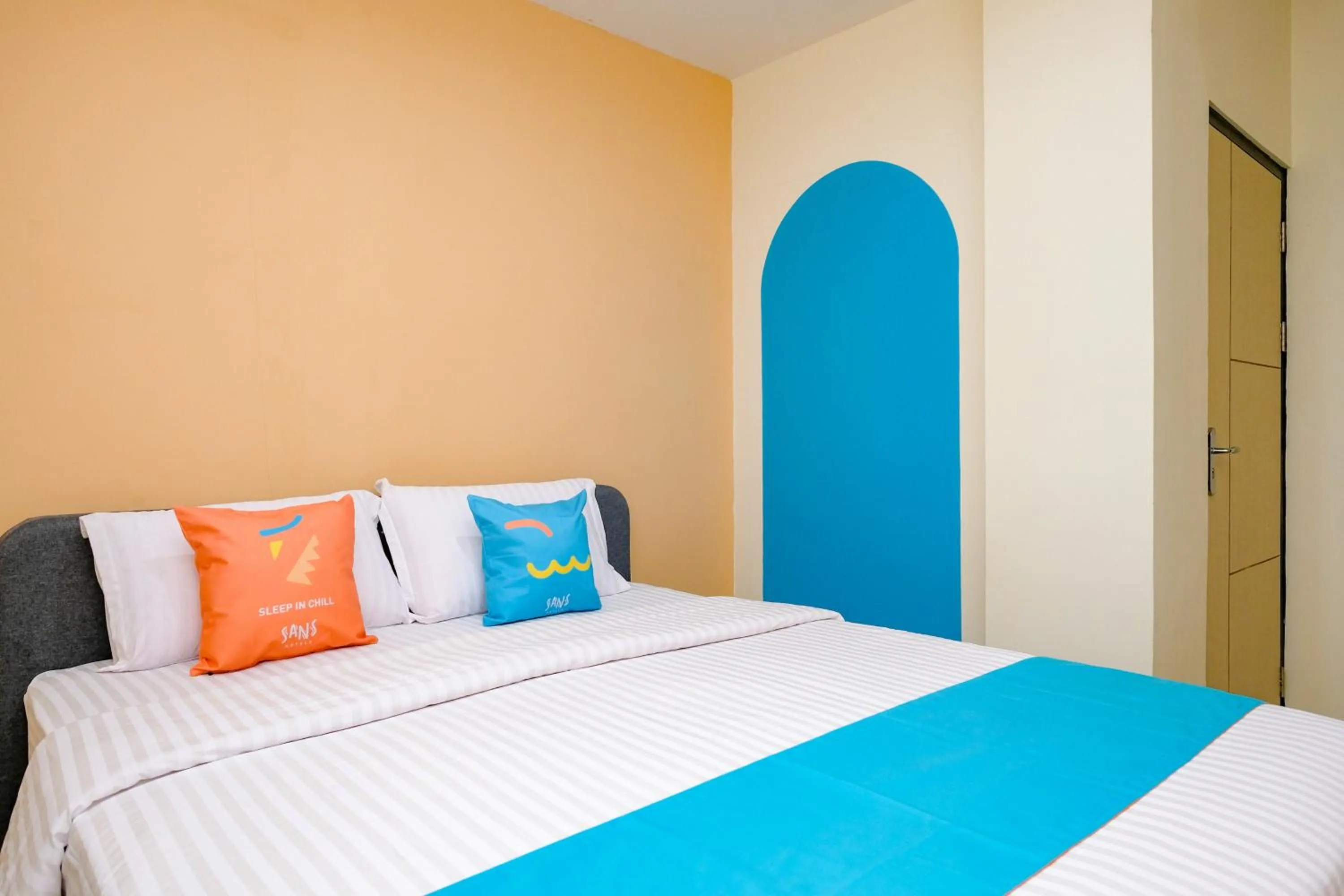 Bedroom, Bed in Sans Hotel Mataram Malioboro