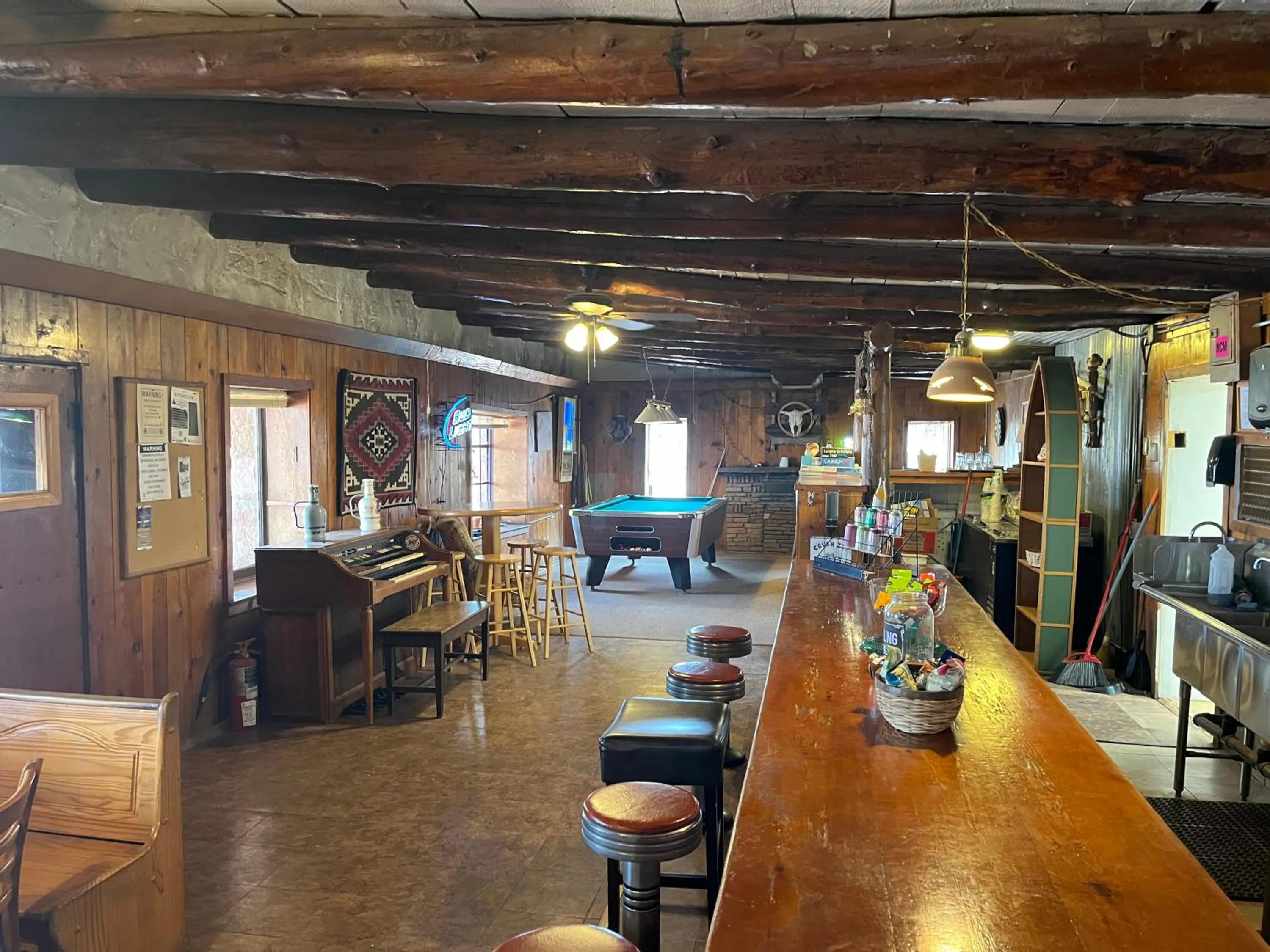 Billiard in Lee's Ferry Lodge at Vermilion Cliffs