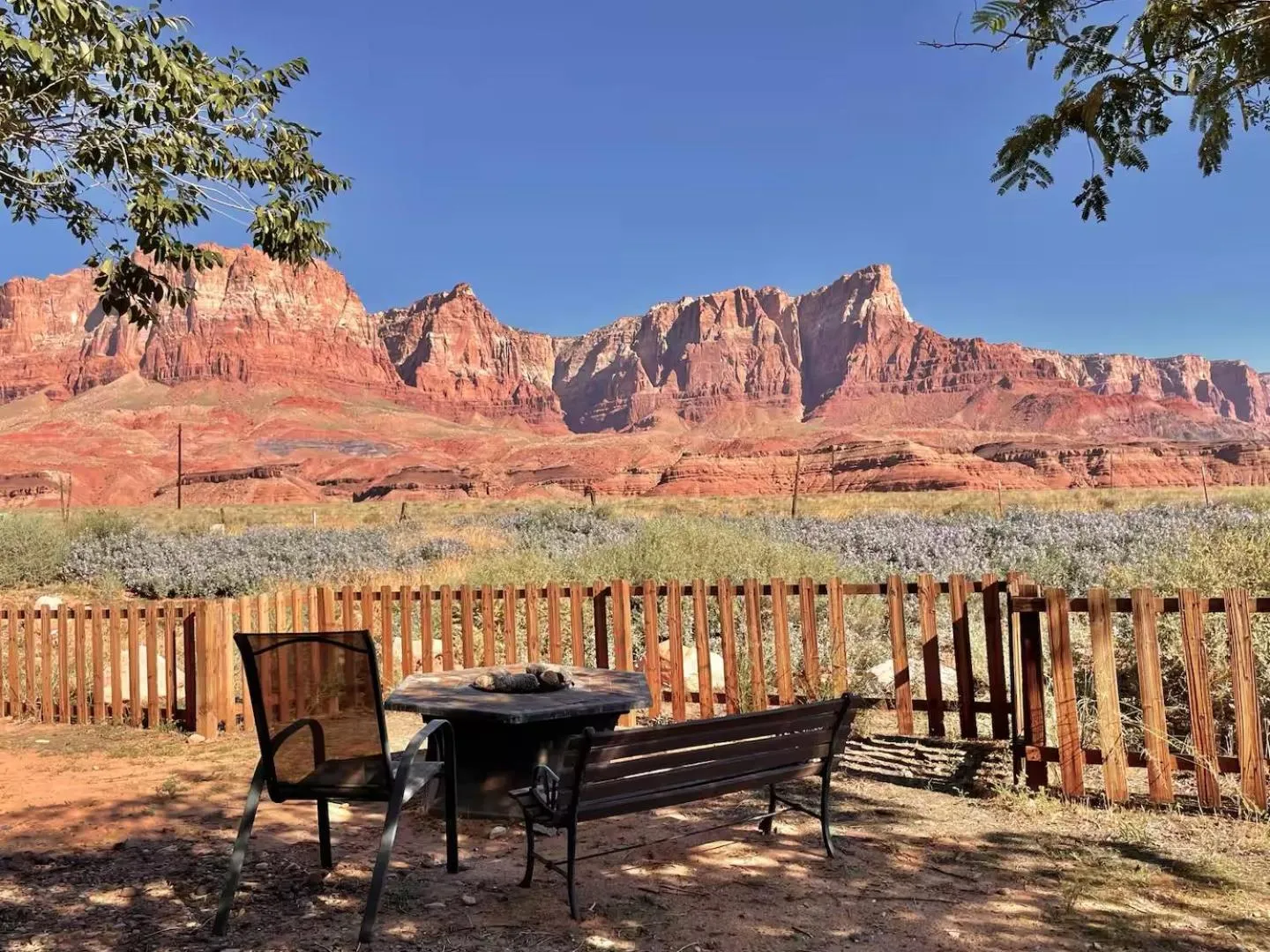 Patio in Lee's Ferry Lodge at Vermilion Cliffs