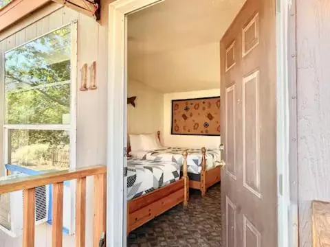 Facade/entrance, Bed in Lee's Ferry Lodge at Vermilion Cliffs