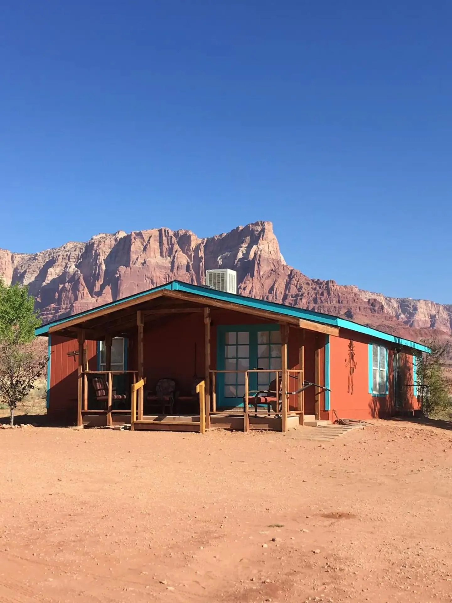Patio in Lee's Ferry Lodge at Vermilion Cliffs