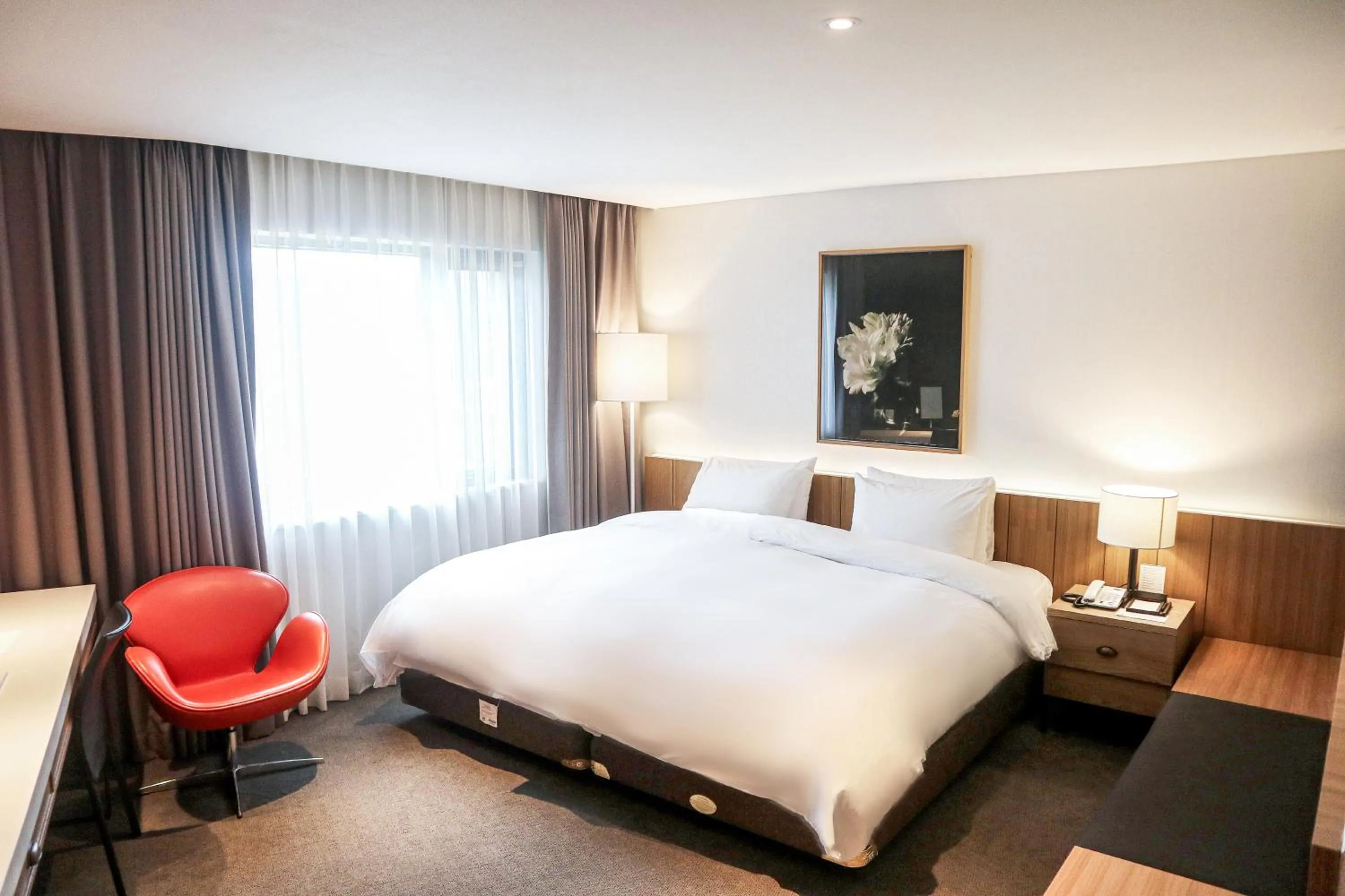 Bed in Eden Paradise Hotel