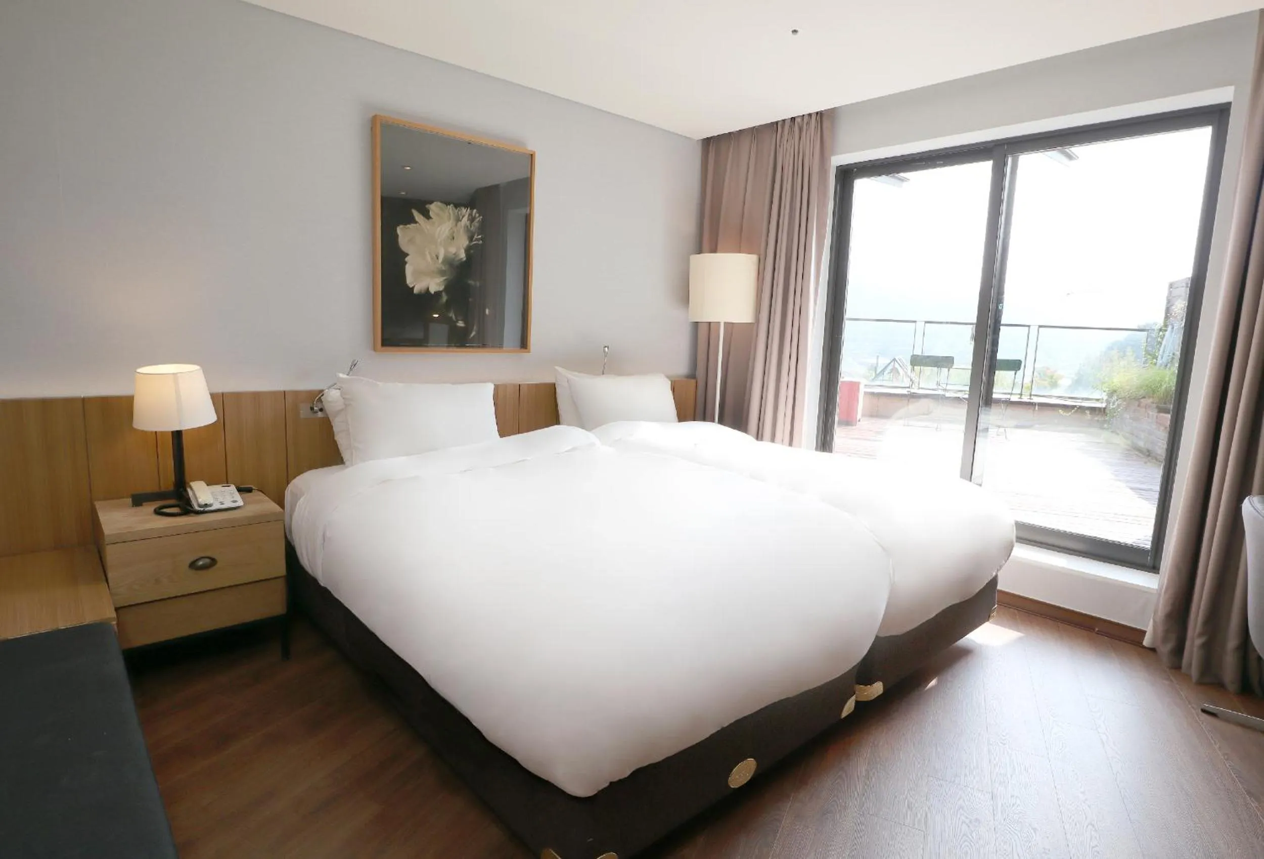 Bed in Eden Paradise Hotel