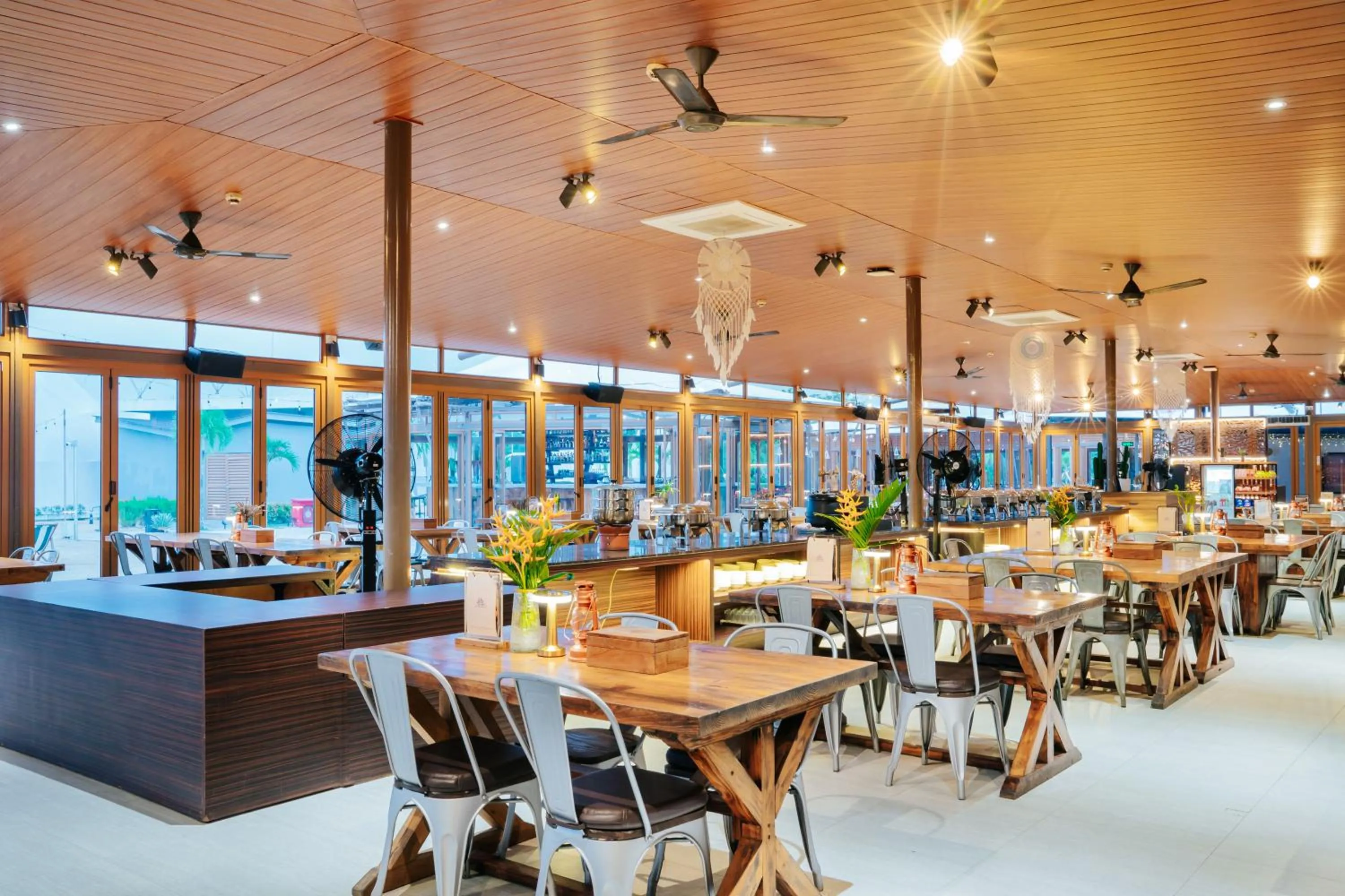 Restaurant/places to eat in The ANMON Resort Bintan