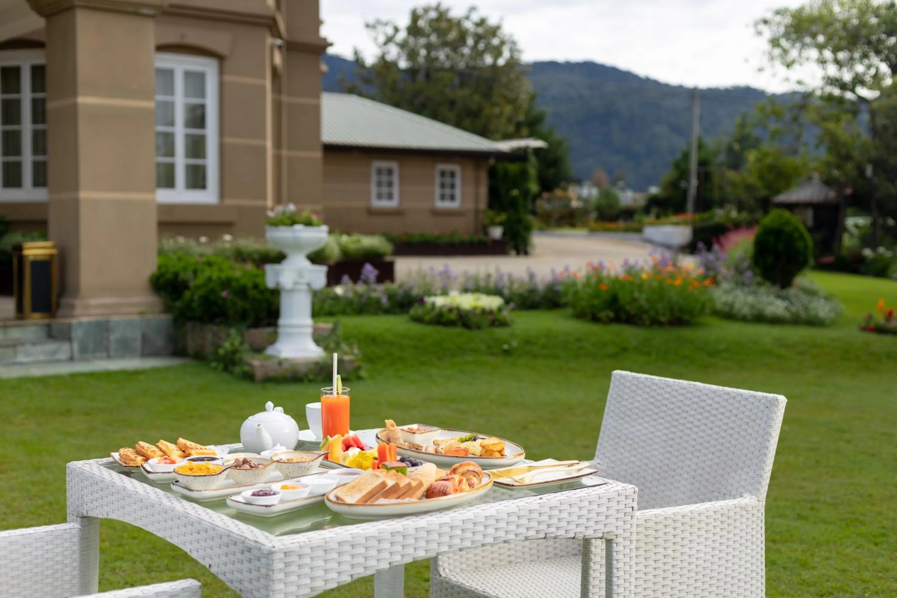 Food and drinks in The Westbury Palace