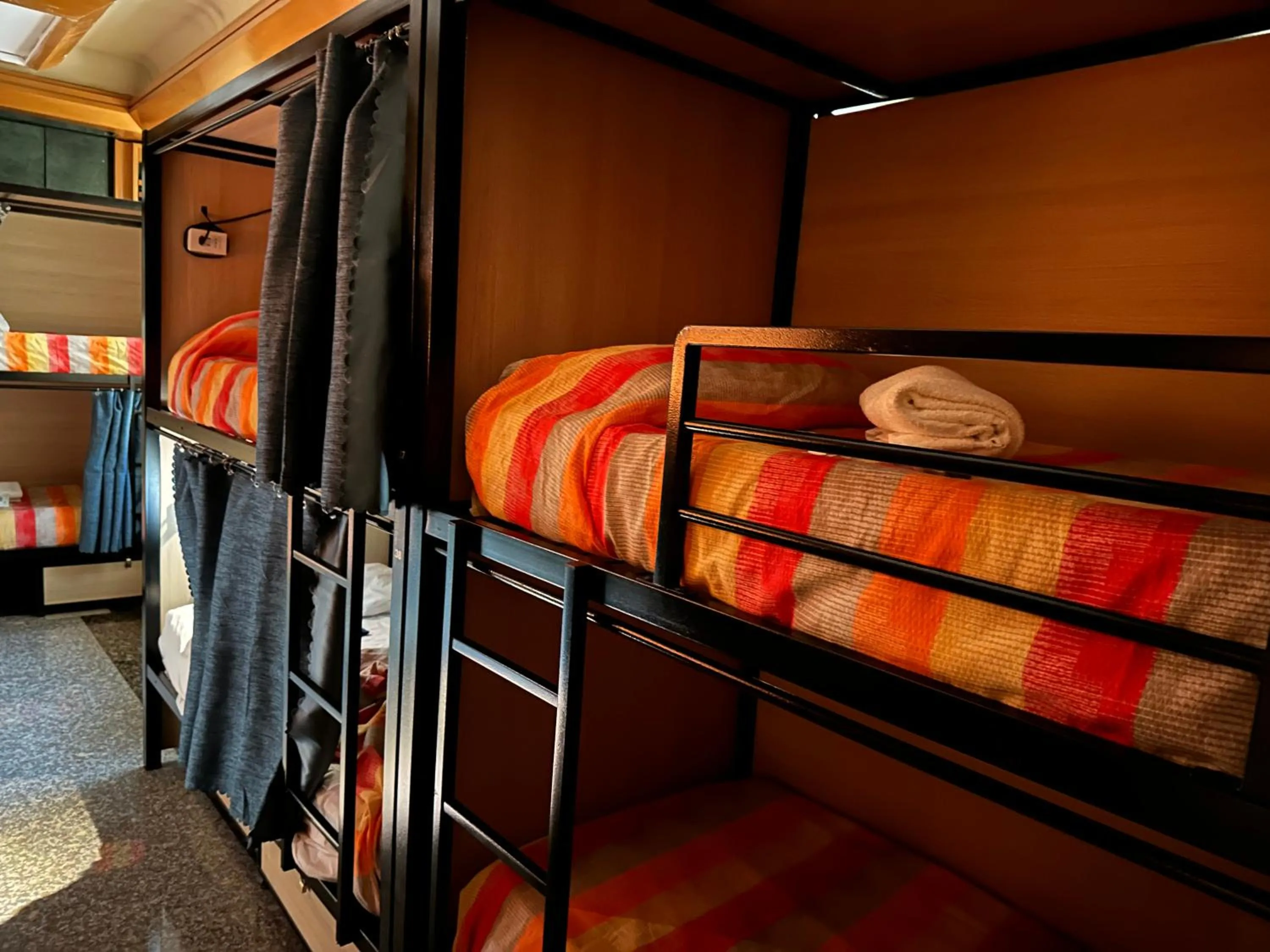 Bunk Bed in Female Dormitory Room   in CconfortHotels Host Bari Centrale