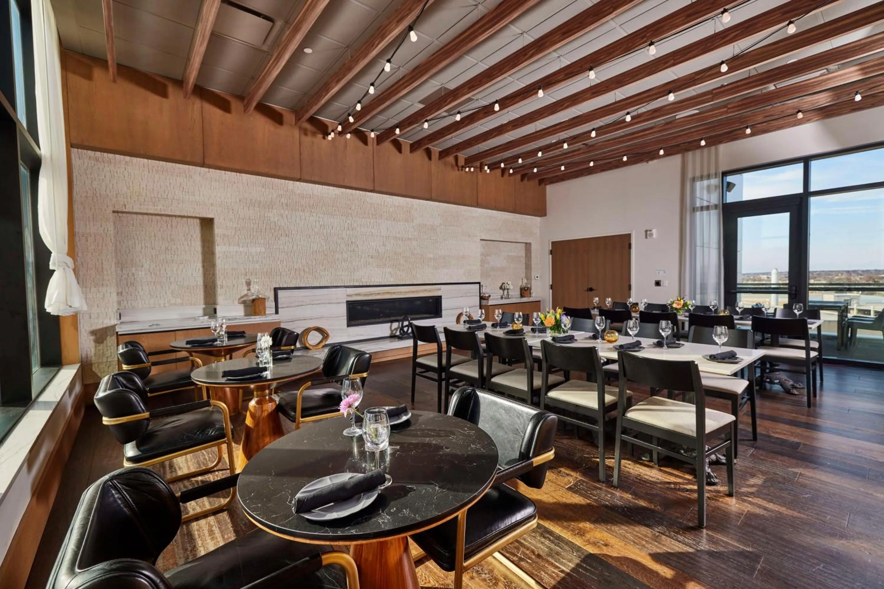 Restaurant/places to eat in Canopy By Hilton Columbus Downtown Short North