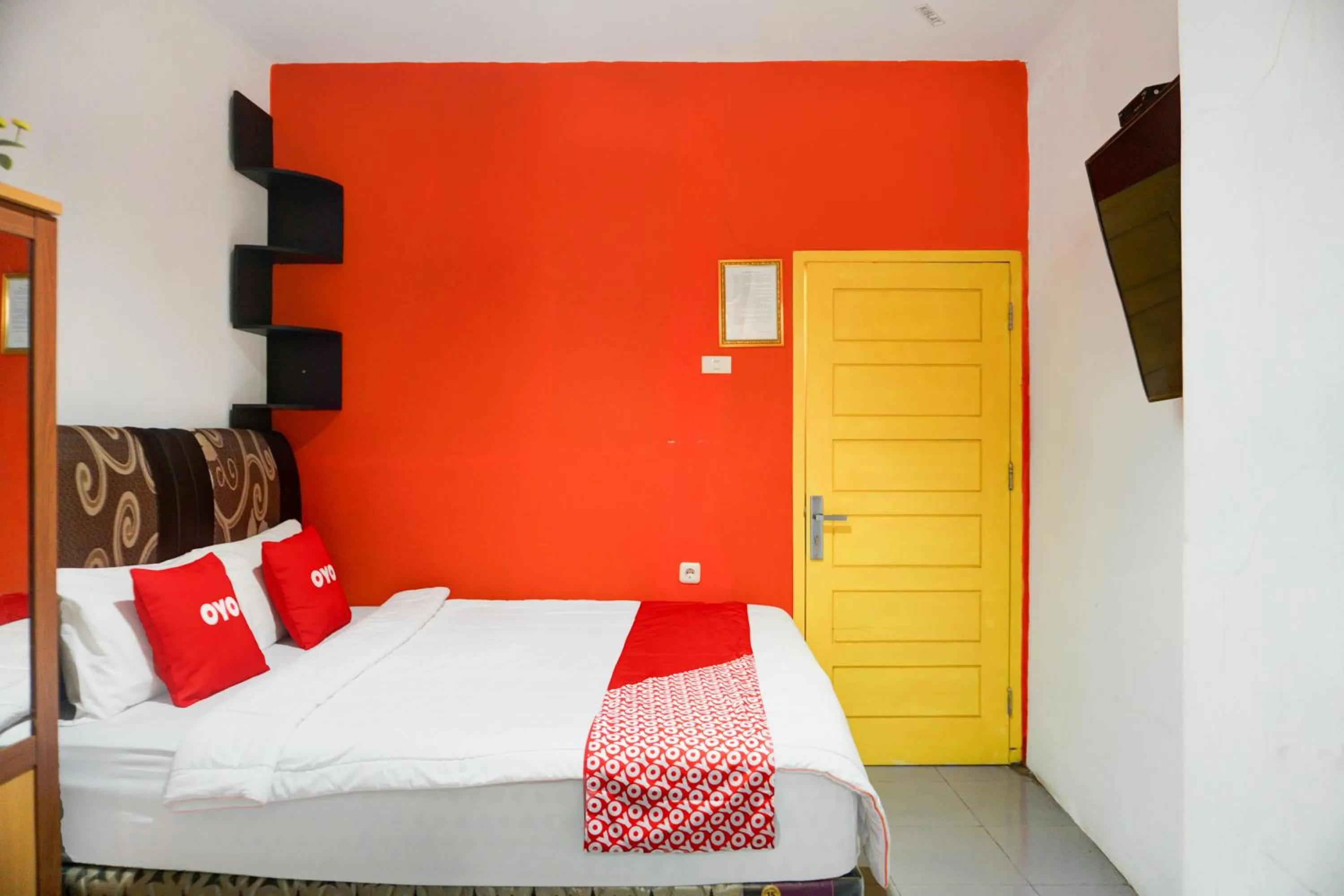 Bed in Hotel O Bandar Lampung Near Gor Saburai Formerly Omah Anakku