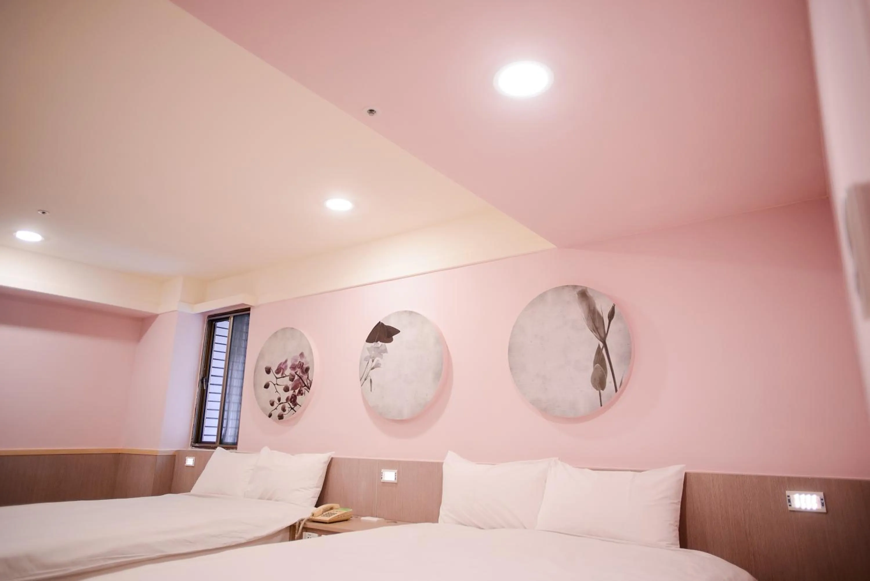 Bed in KIWI-Taichung Station Branch 1