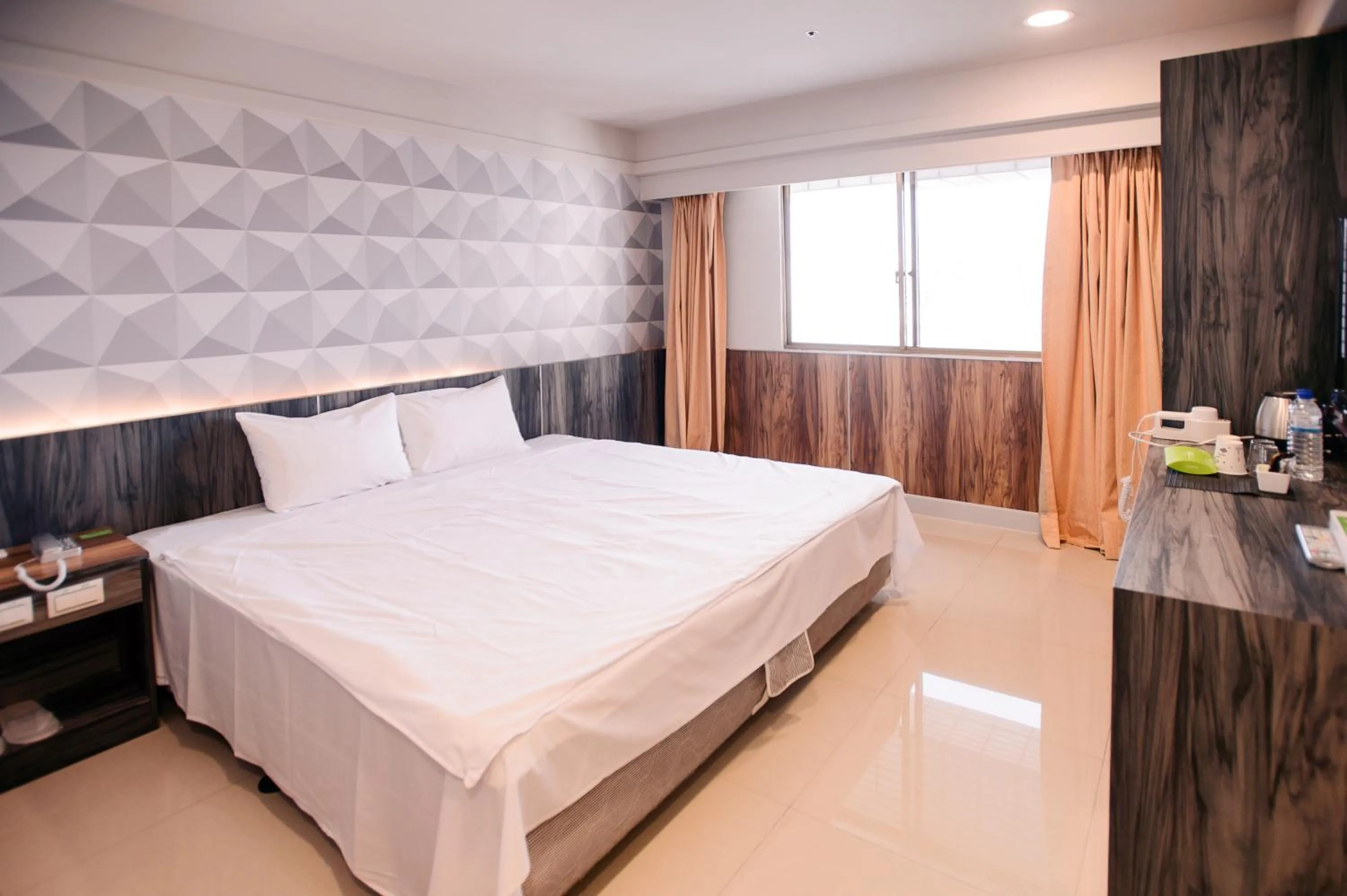 Bed in KIWI-Taichung Station Branch 1