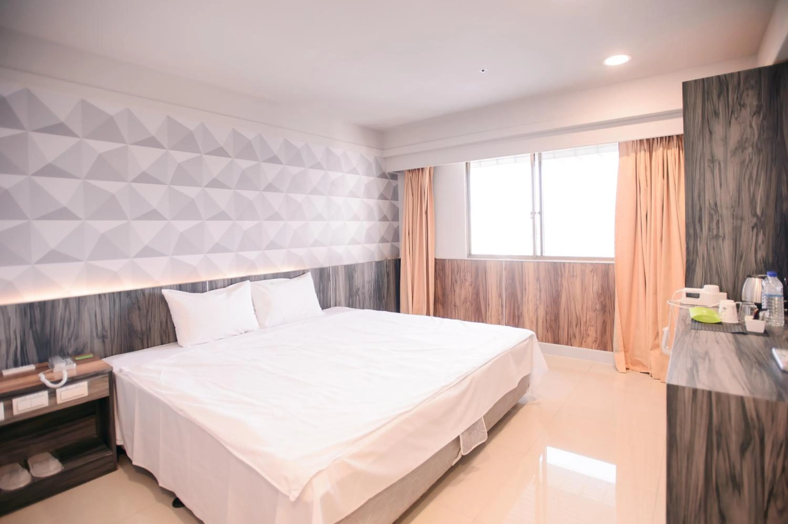 Bed in KIWI-Taichung Station Branch 1