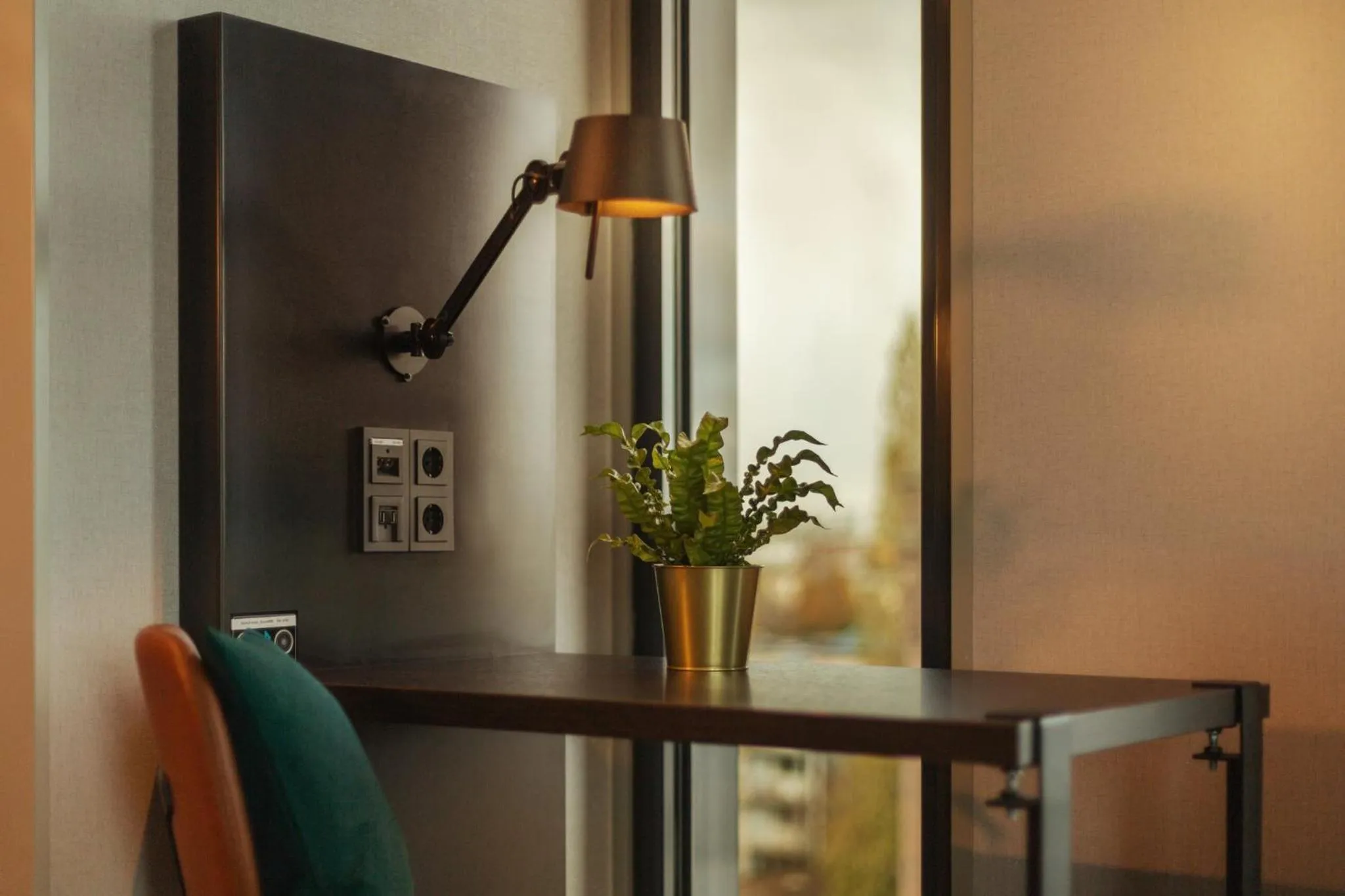 Photo of the whole room in Holiday Inn - the niu, Fender Amsterdam