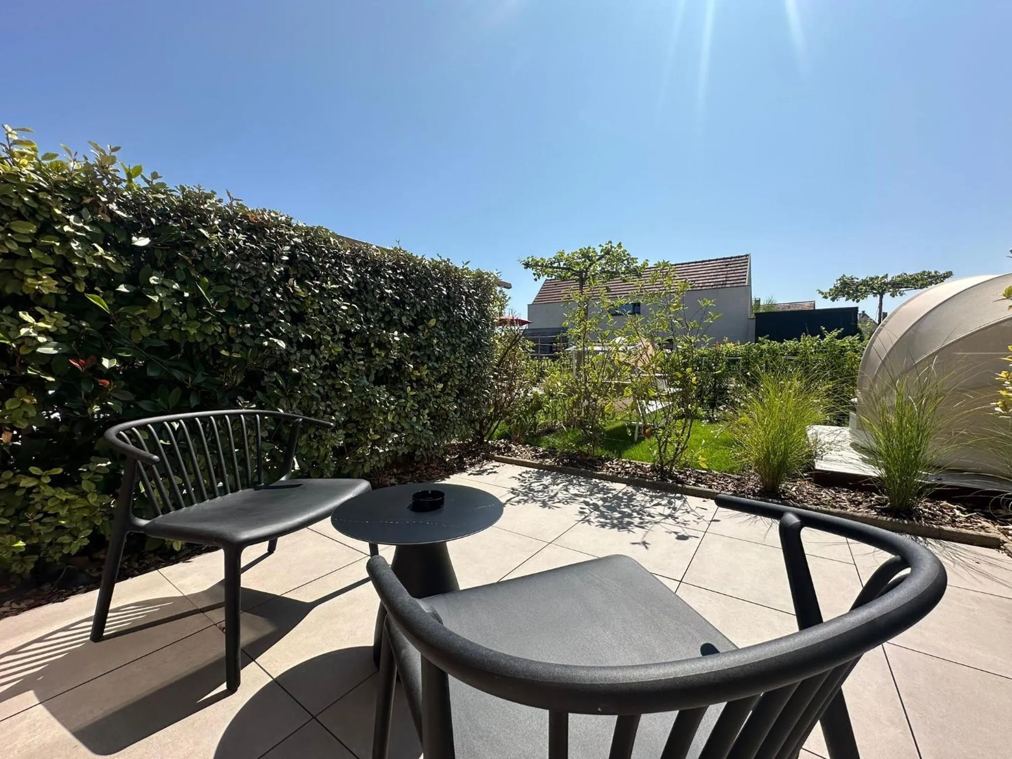 Patio in James Vignoble Hôtel, Eguisheim
