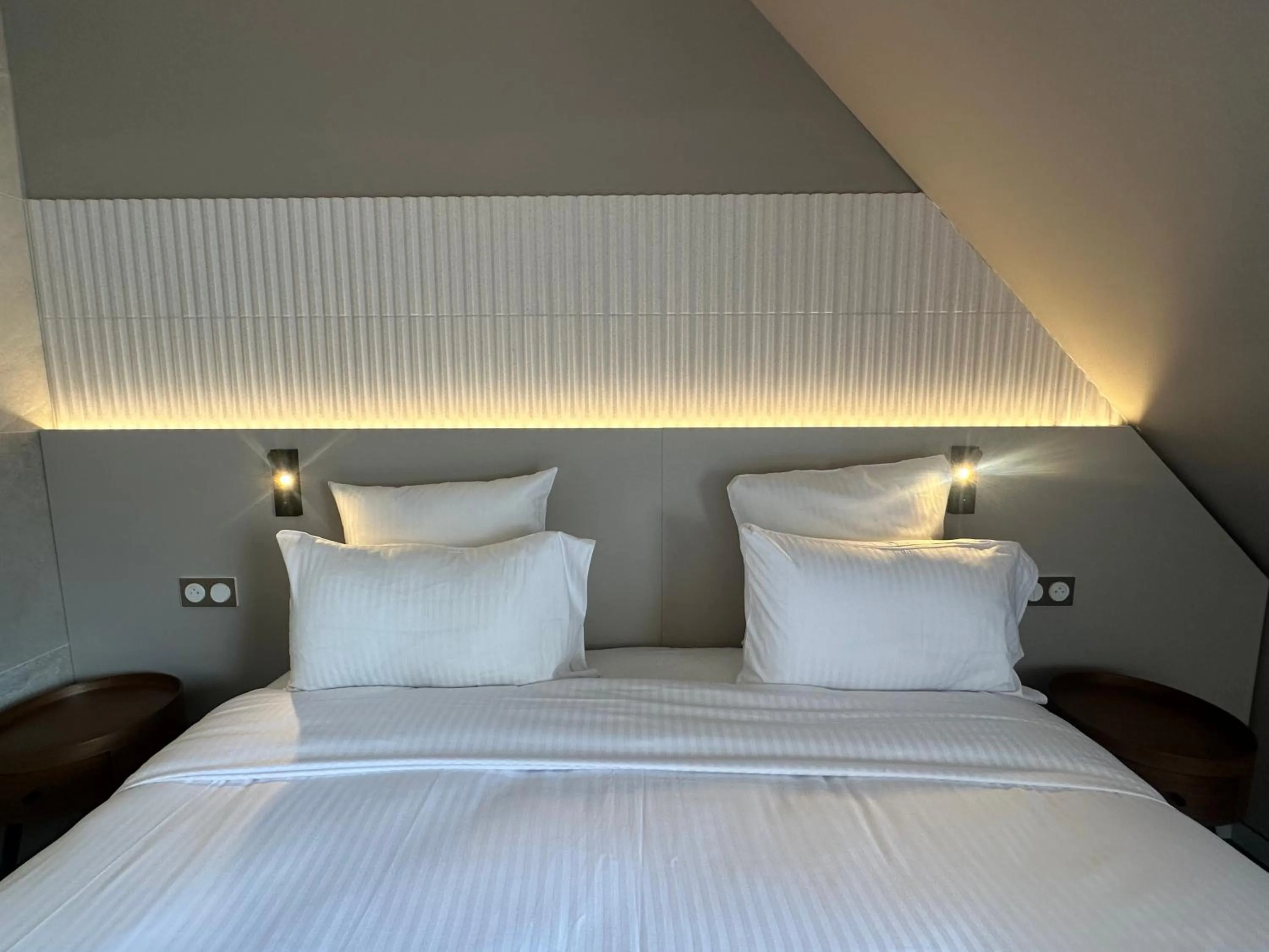 Bed in James Vignoble Hôtel, Eguisheim