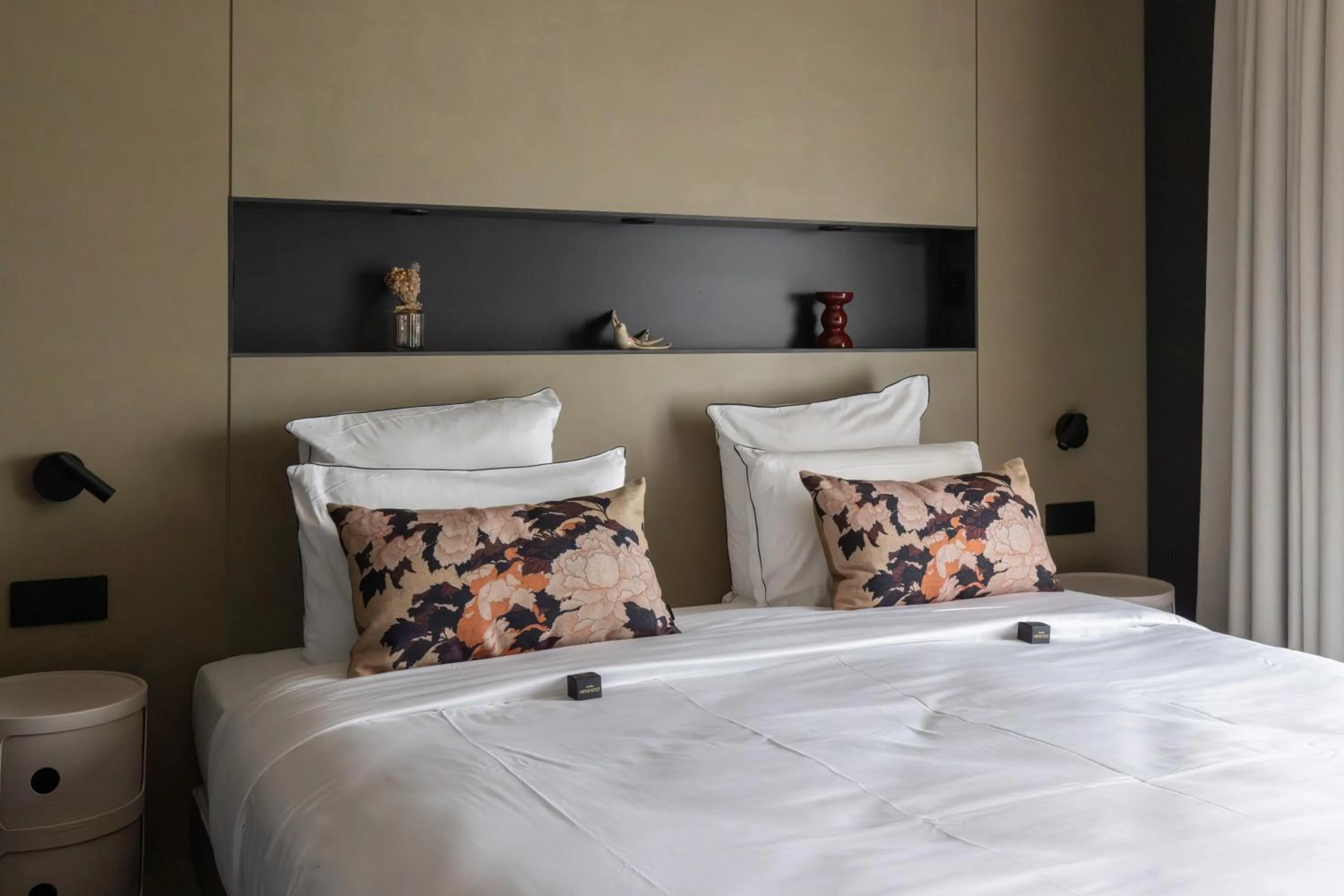 Bed in James Vignoble Hôtel, Eguisheim