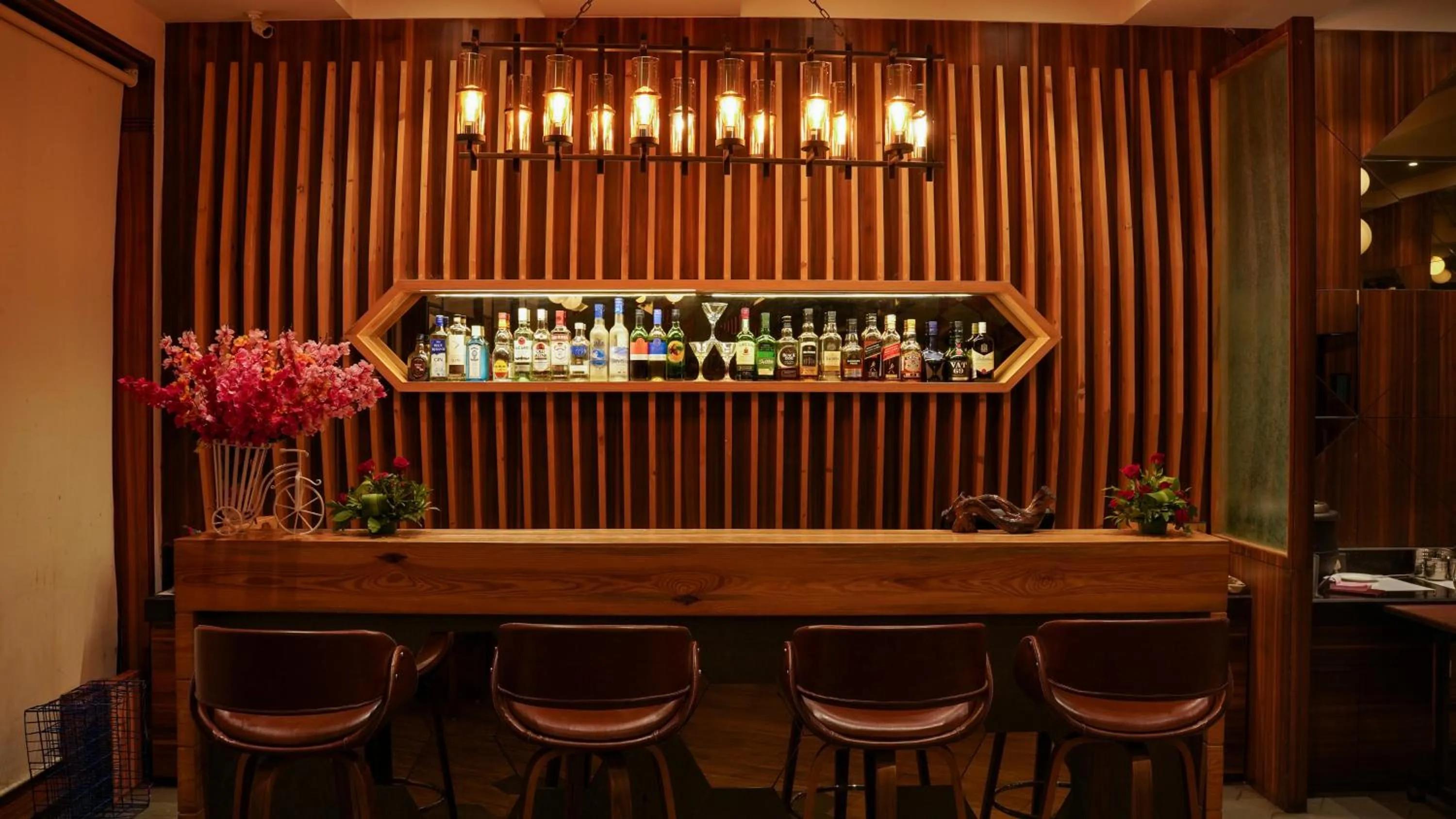 Lounge or bar in 7 Apple Resort, Lonavala