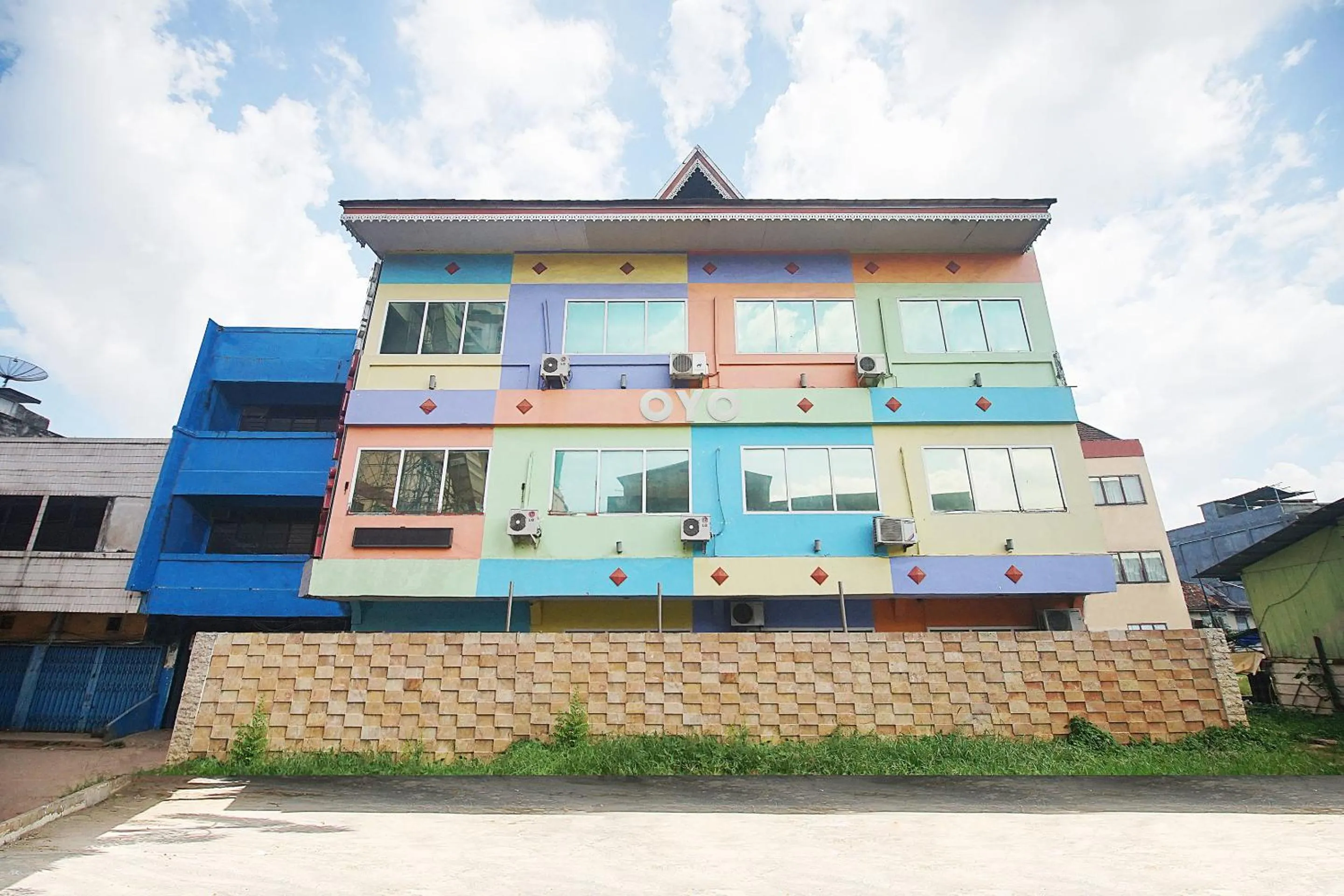 Property Building in OYO 2079 Jambi Raya Hotel