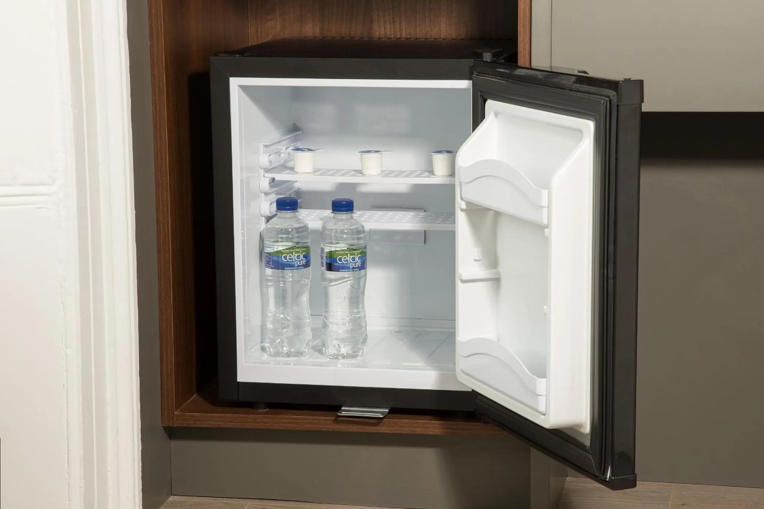 Photo of the whole room in No 9 Rathgar