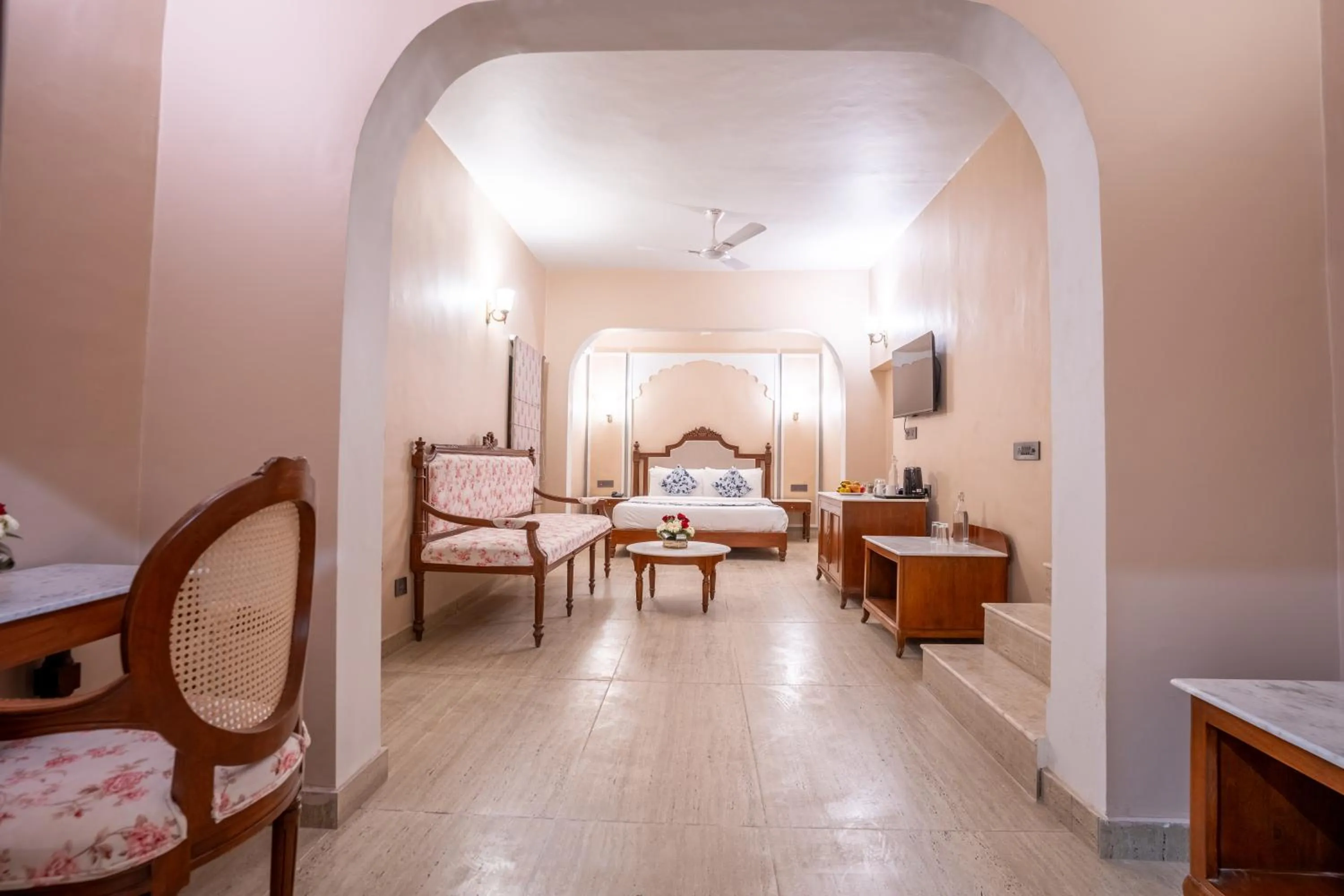 Photo of the whole room, Bed in JuSTa Alwarbagh Sariska