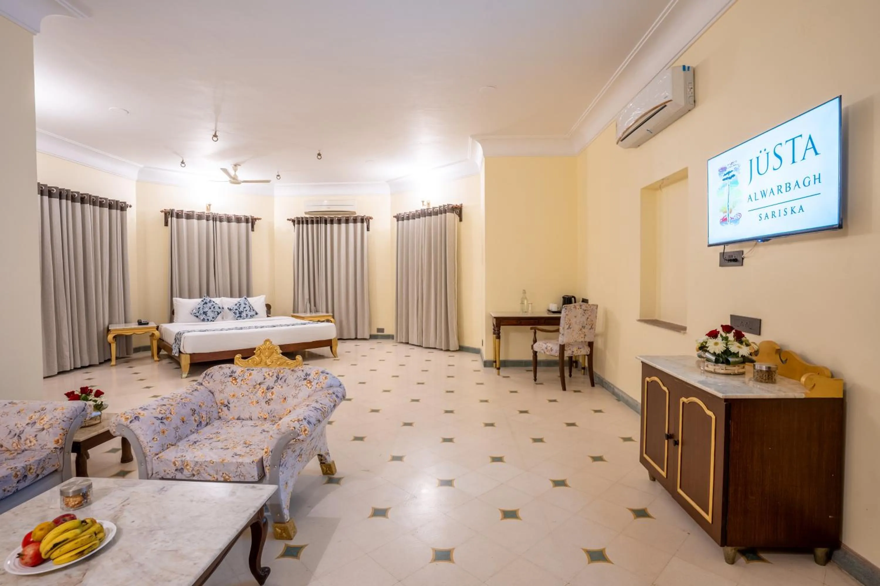 Photo of the whole room, Bed in JuSTa Alwarbagh Sariska