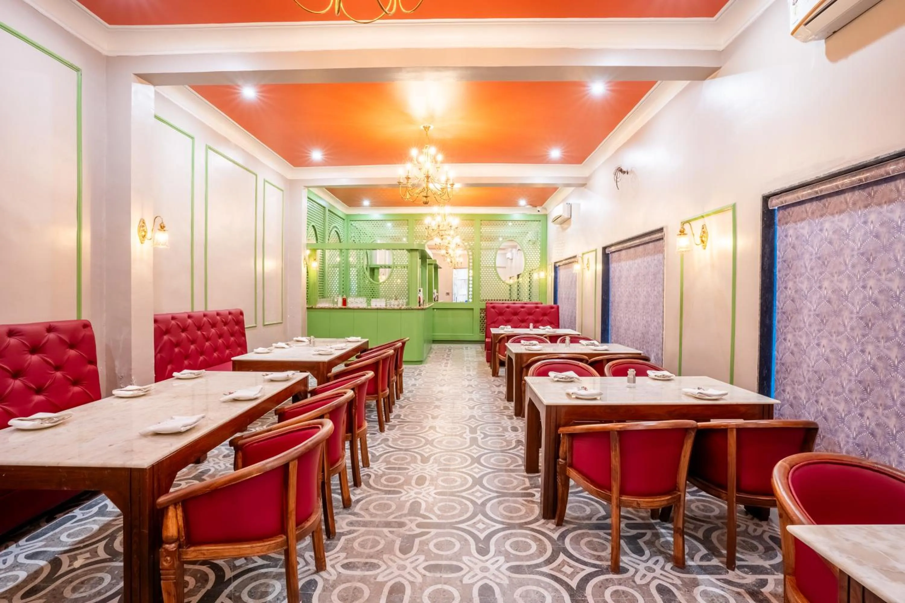 Restaurant/places to eat in JuSTa Alwarbagh Sariska