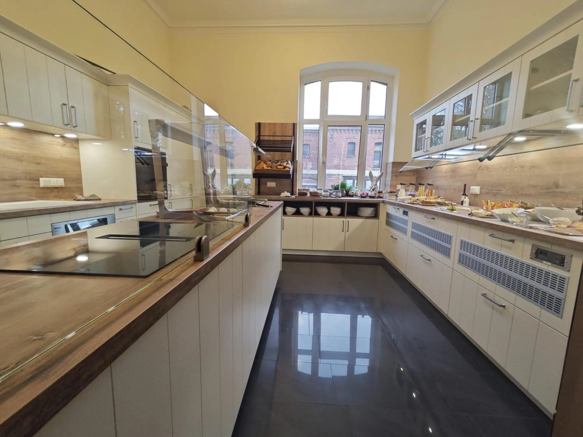 Buffet breakfast in Johanniterhaus Wittenberg